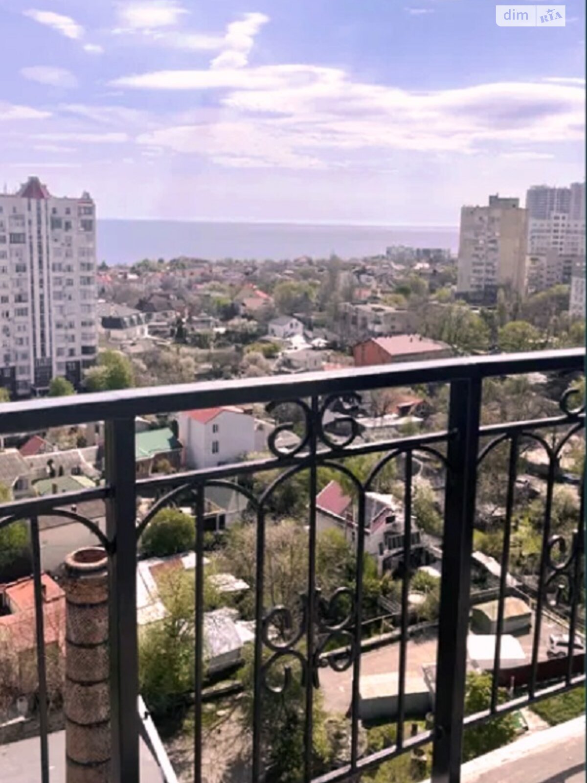 Продажа однокомнатной квартиры в Одессе, на пер. Клубничный 22А, район Приморский фото 1 Продажа однокомнатной квартиры в Одессе, на пер. Клубничный 22А, район Приморский фото 1