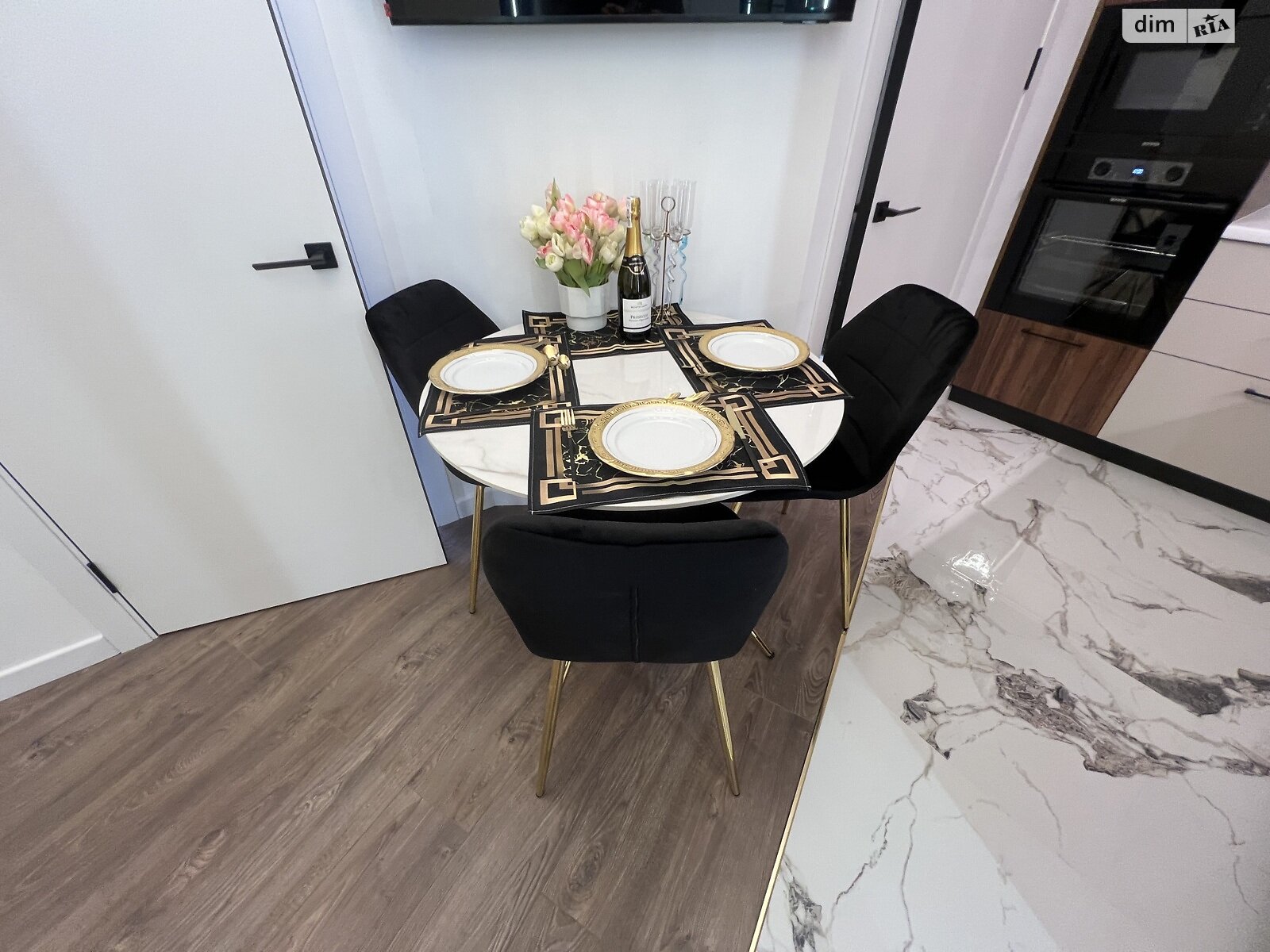 Продажа двухкомнатной квартиры в Одессе, на пер. Клубничный 24, район Приморский фото 1