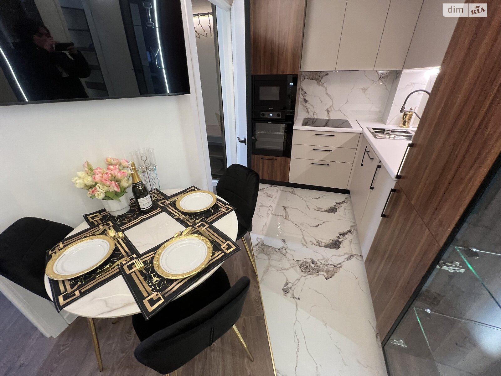 Продажа двухкомнатной квартиры в Одессе, на пер. Клубничный 24, район Приморский фото 1