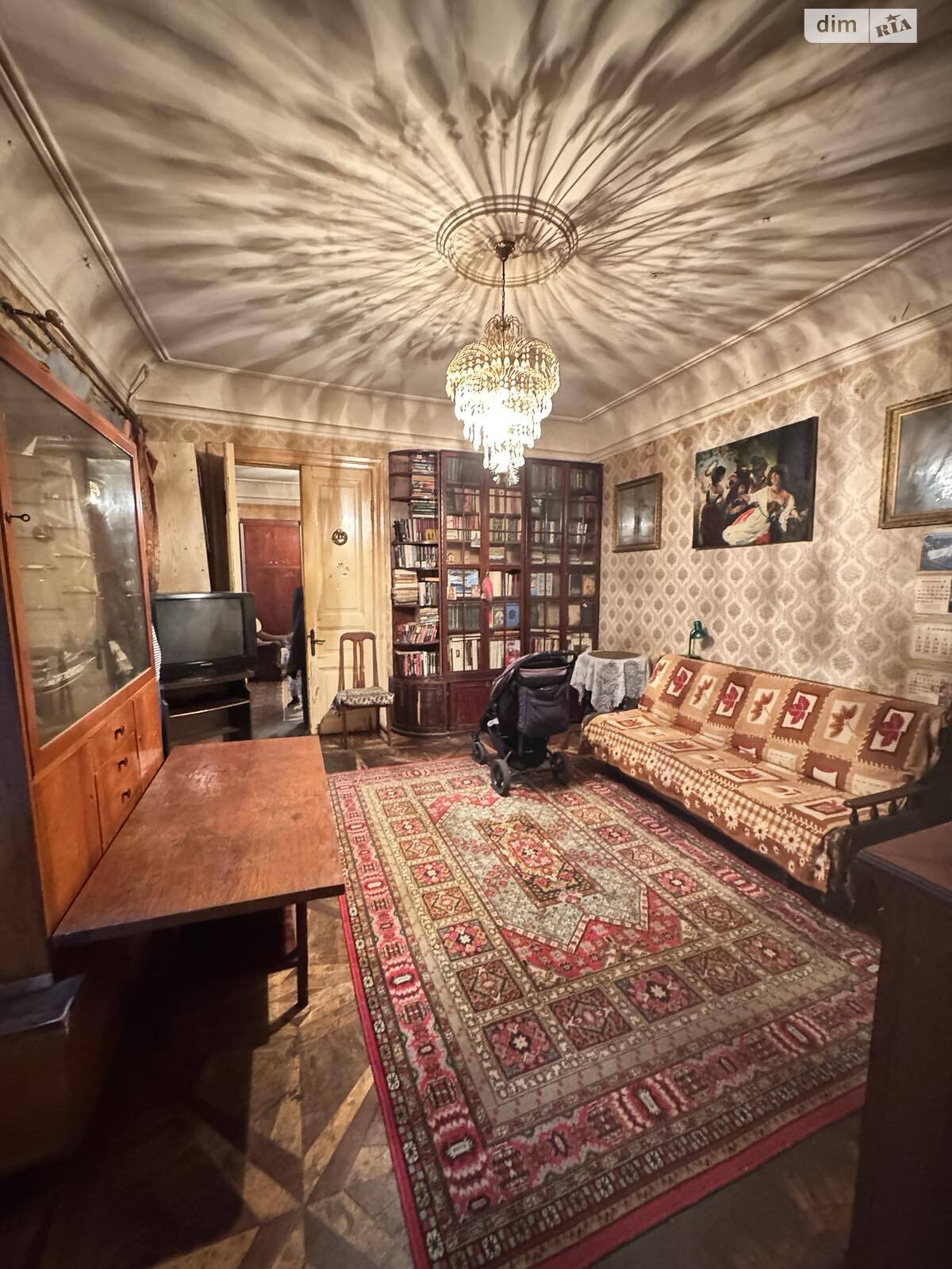 Продаж трикімнатної квартири в Одесі, на вул. Коблевська, район Приморський фото 1 Продаж трикімнатної квартири в Одесі, на вул. Коблевська, район Приморський фото 1