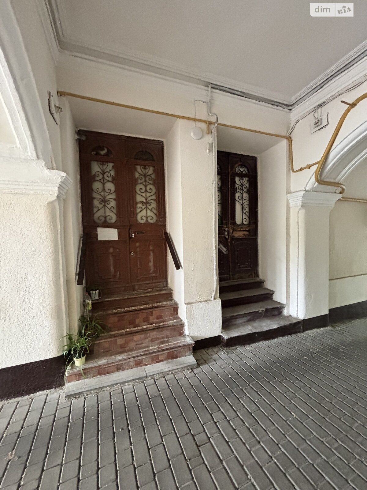 Продаж трикімнатної квартири в Одесі, на вул. Коблевська, район Приморський фото 1 Продаж трикімнатної квартири в Одесі, на вул. Коблевська, район Приморський фото 1