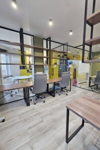 Продажа трехкомнатной квартиры в Одессе, на пер. Компасный 1А, район Приморский фото 2
