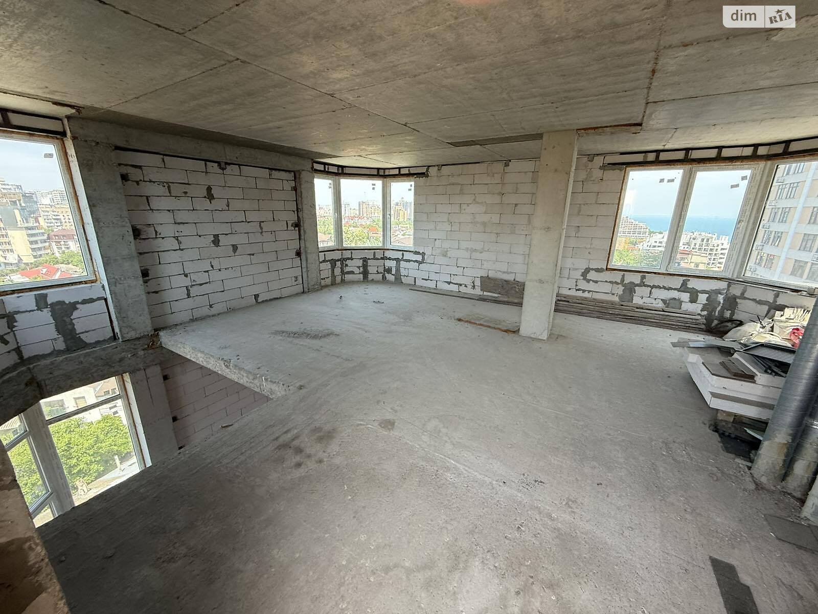 Продаж чотирикімнатної квартири в Одесі, на пров. Компасний 1А, район Приморський фото 1 Продаж чотирикімнатної квартири в Одесі, на пров. Компасний 1А, район Приморський фото 1