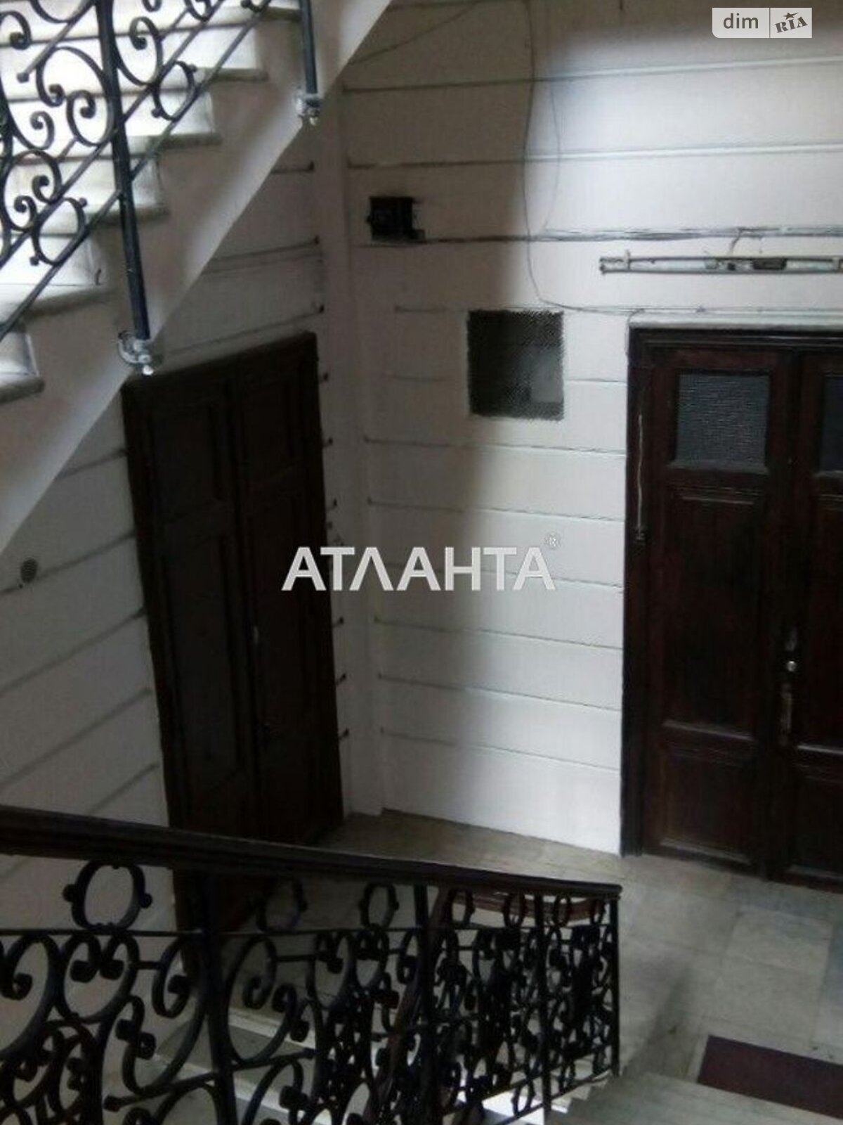 Продажа пятикомнатной квартиры в Одессе, на пер. Воронцовский, район Приморский фото 1