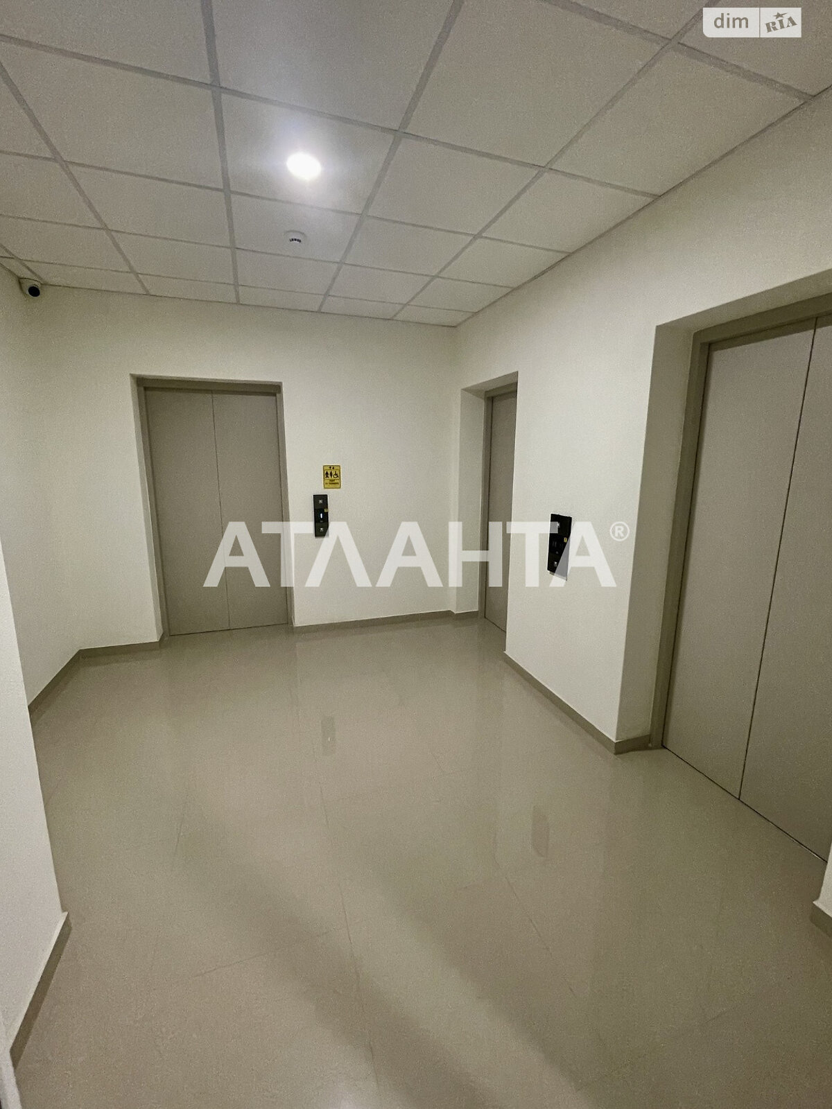 Продаж двокімнатної квартири в Одесі, на вул. Краснова, район Приморський фото 1 Продаж двокімнатної квартири в Одесі, на вул. Краснова, район Приморський фото 1
