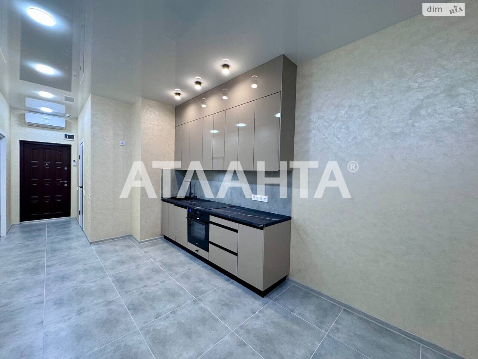 Продажа однокомнатной квартиры в Одессе, на ул. Краснова, район Приморский фото 1 Продажа однокомнатной квартиры в Одессе, на ул. Краснова, район Приморский фото 1