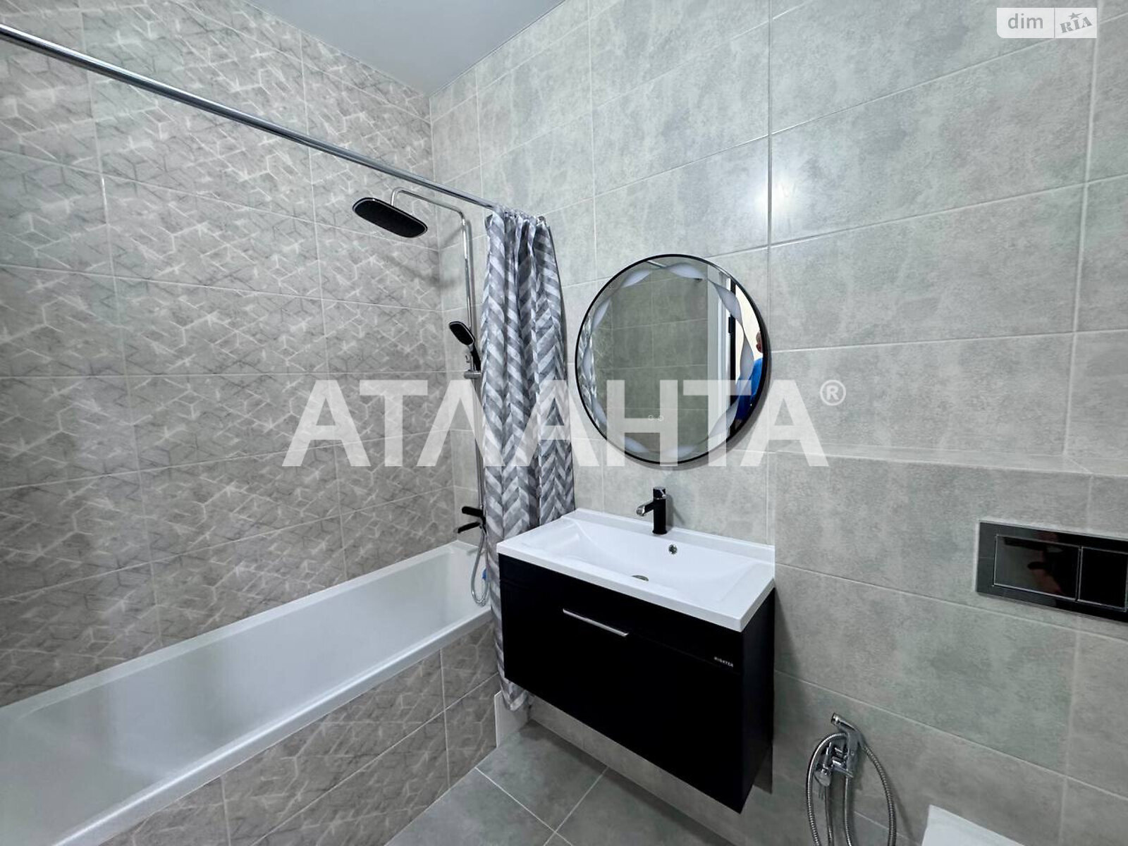 Продажа однокомнатной квартиры в Одессе, на ул. Краснова, район Приморский фото 1 Продажа однокомнатной квартиры в Одессе, на ул. Краснова, район Приморский фото 1