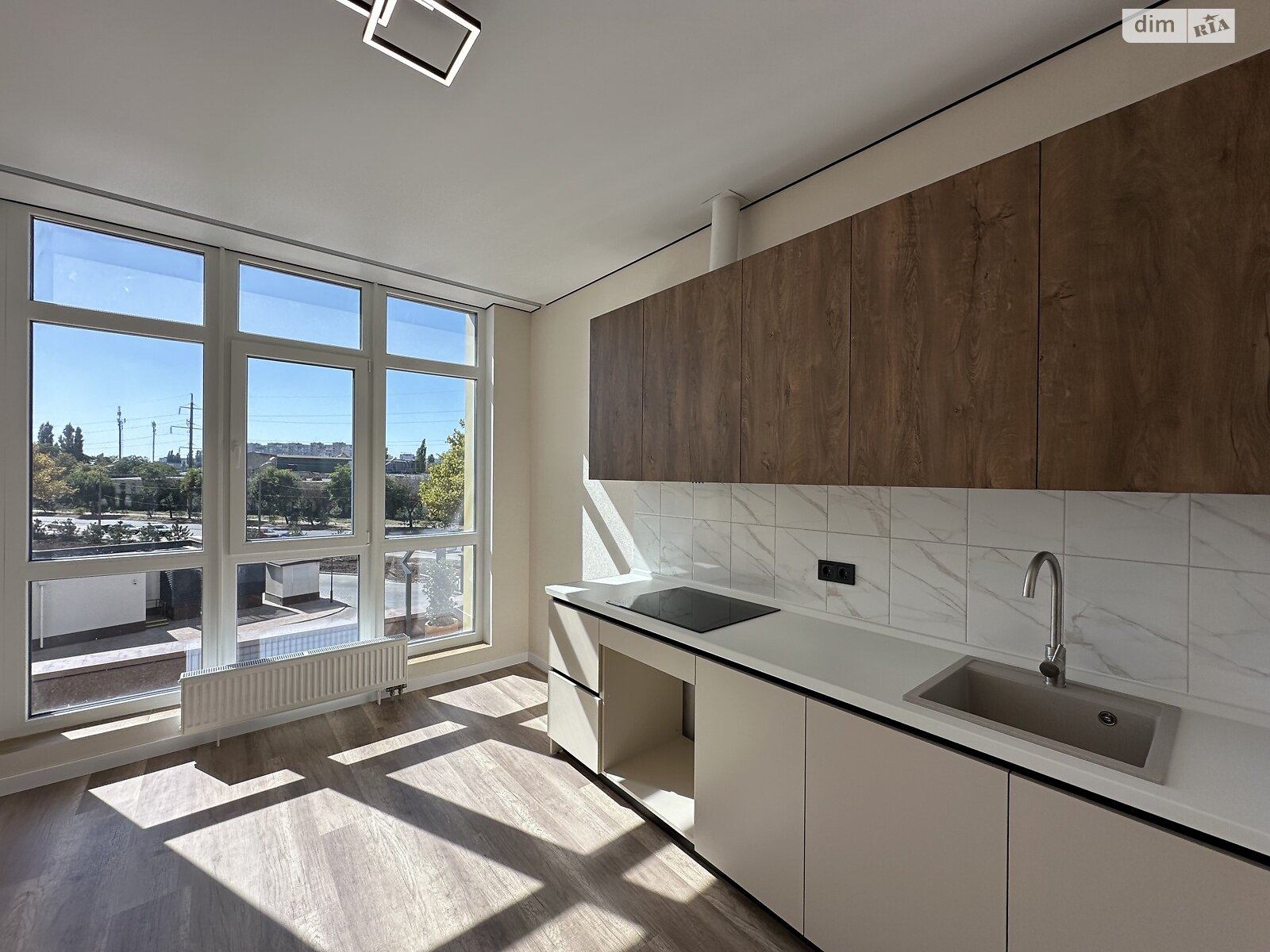 Продажа двухкомнатной квартиры в Одессе, на ул. Краснова 3 корпус 65, район Приморский фото 1