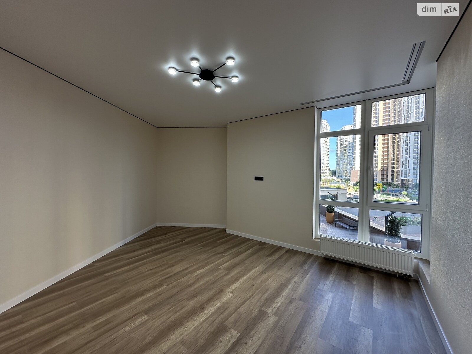 Продажа двухкомнатной квартиры в Одессе, на ул. Краснова 3 корпус 65, район Приморский фото 1