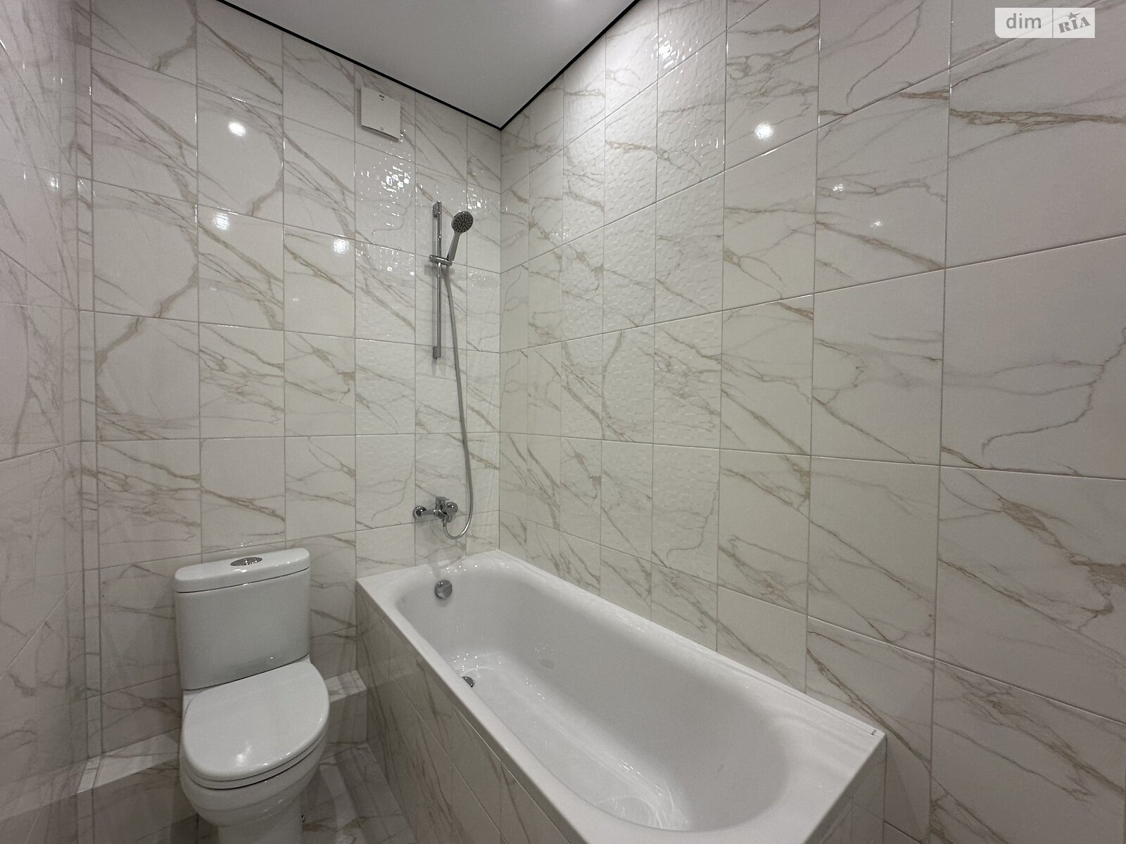 Продажа двухкомнатной квартиры в Одессе, на ул. Краснова 3 корпус 65, район Приморский фото 1