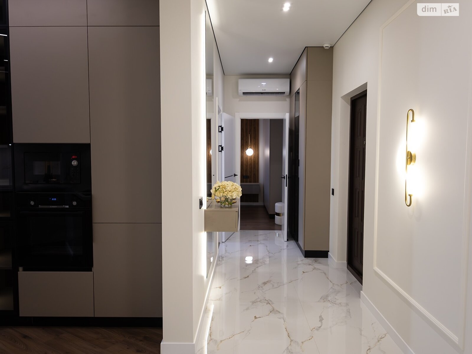 Продаж двокімнатної квартири в Одесі, на вул. Краснова, район Приморський фото 1 Продаж двокімнатної квартири в Одесі, на вул. Краснова, район Приморський фото 1