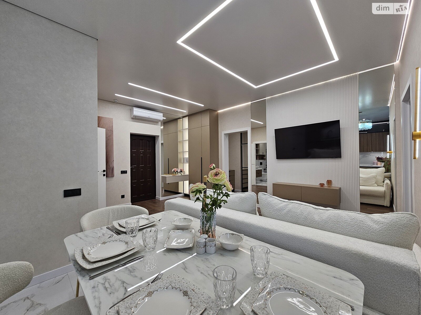 Продаж двокімнатної квартири в Одесі, на вул. Краснова, район Приморський фото 1 Продаж двокімнатної квартири в Одесі, на вул. Краснова, район Приморський фото 1