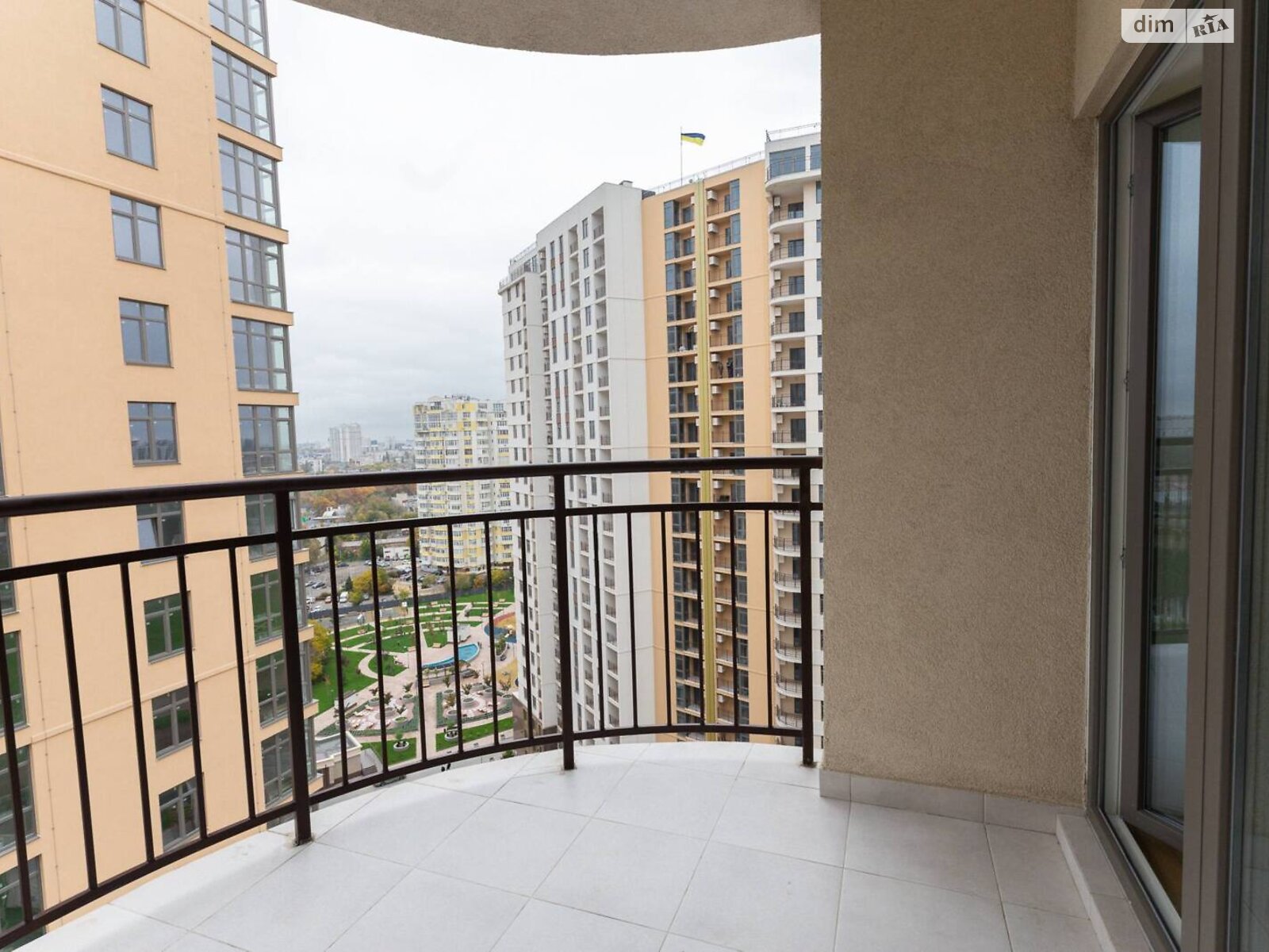 Продажа двухкомнатной квартиры в Одессе, на ул. Краснова, район Приморский фото 1