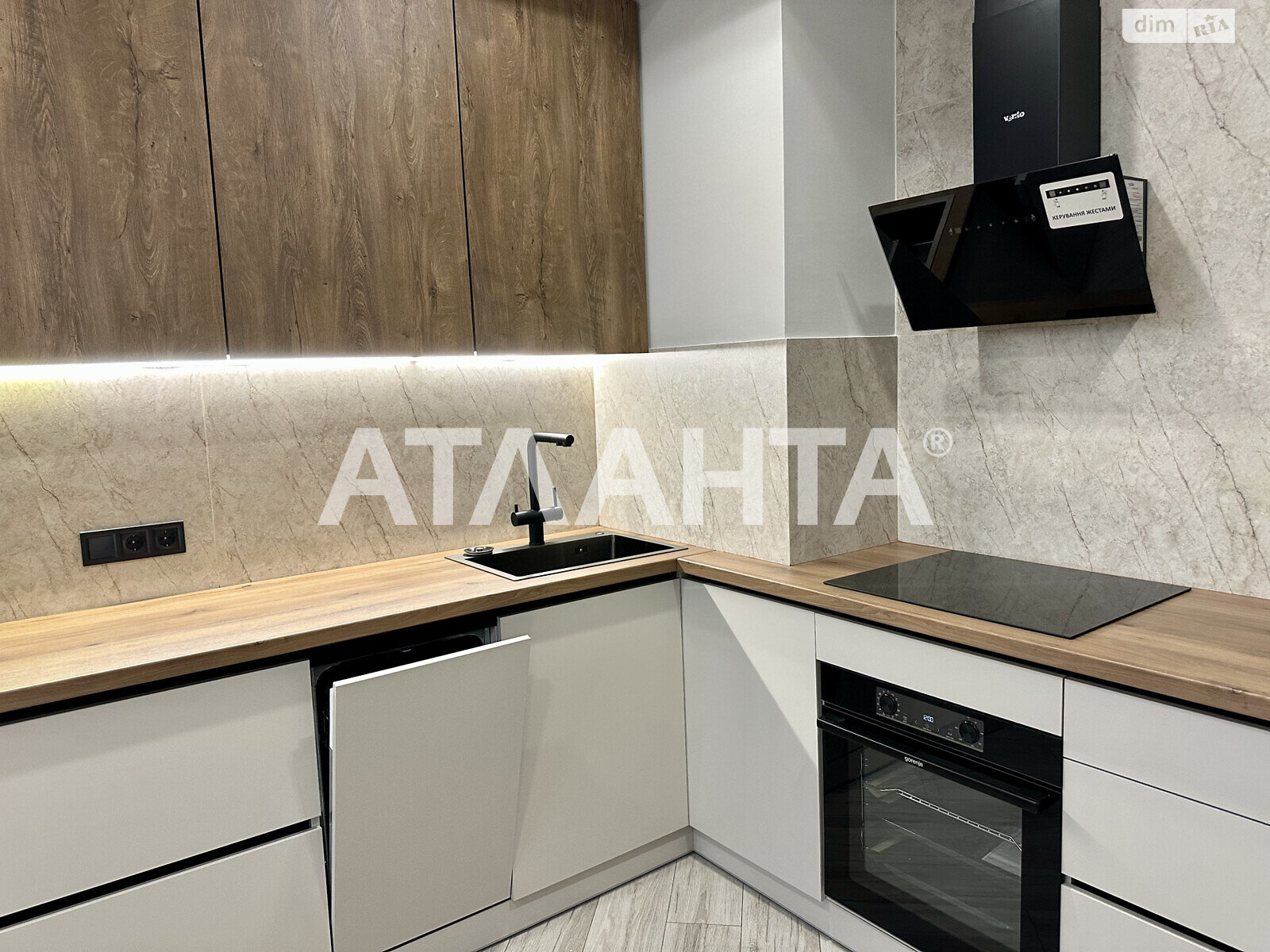 Продажа однокомнатной квартиры в Одессе, на ул. Краснова, район Приморский фото 1 Продажа однокомнатной квартиры в Одессе, на ул. Краснова, район Приморский фото 1