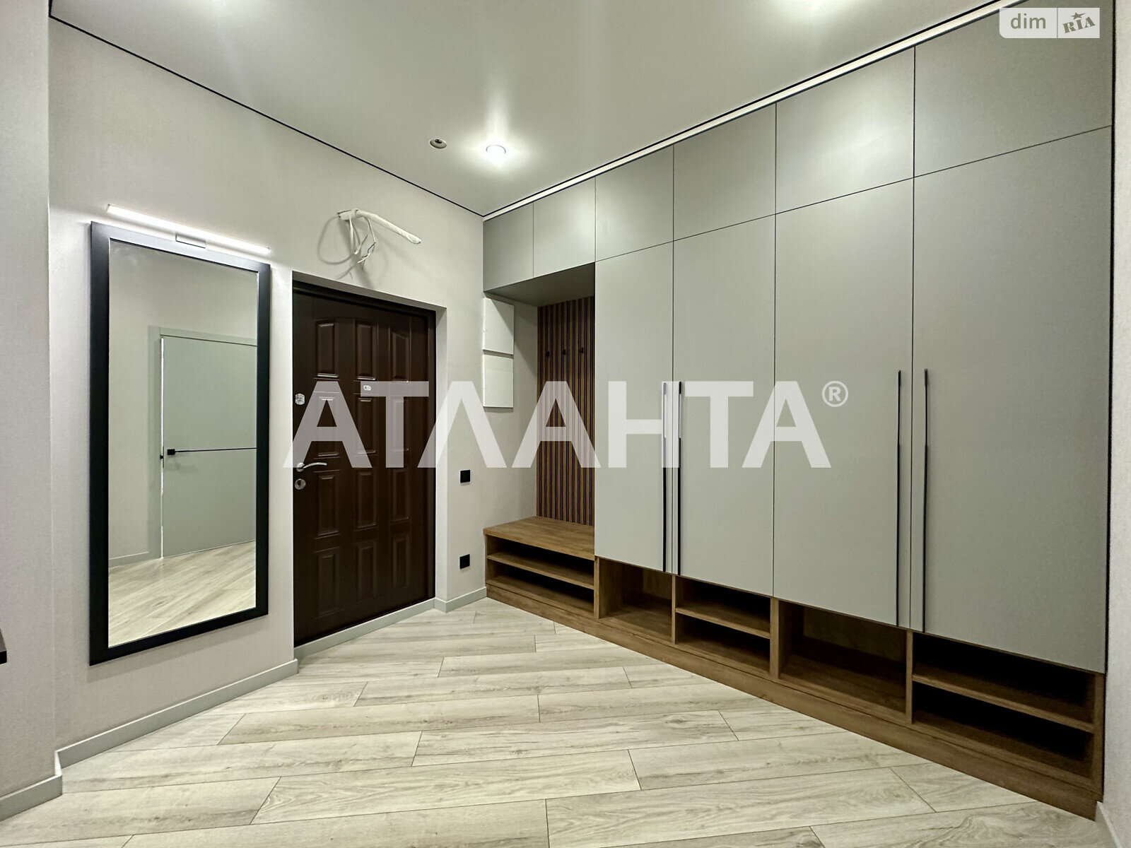 Продажа однокомнатной квартиры в Одессе, на ул. Краснова, район Приморский фото 1 Продажа однокомнатной квартиры в Одессе, на ул. Краснова, район Приморский фото 1