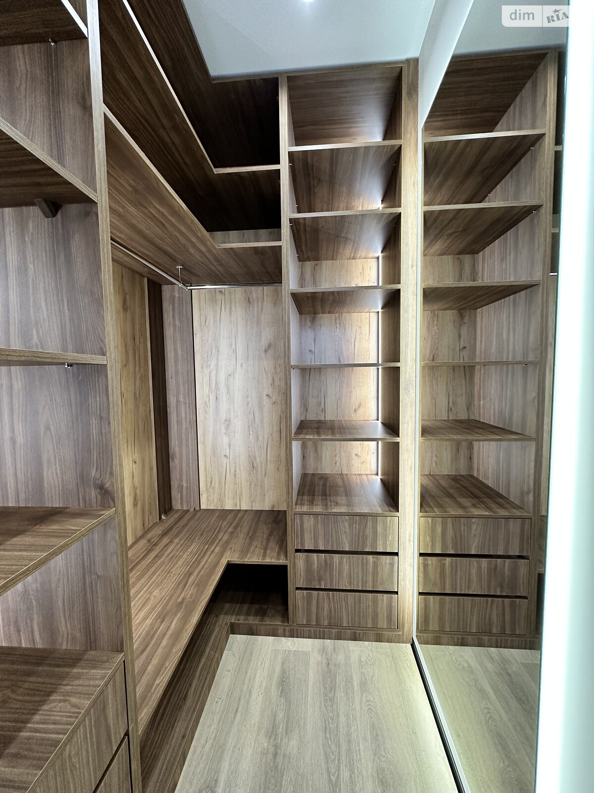 Продаж однокімнатної квартири в Одесі, на вул. Краснова, район Приморський фото 1