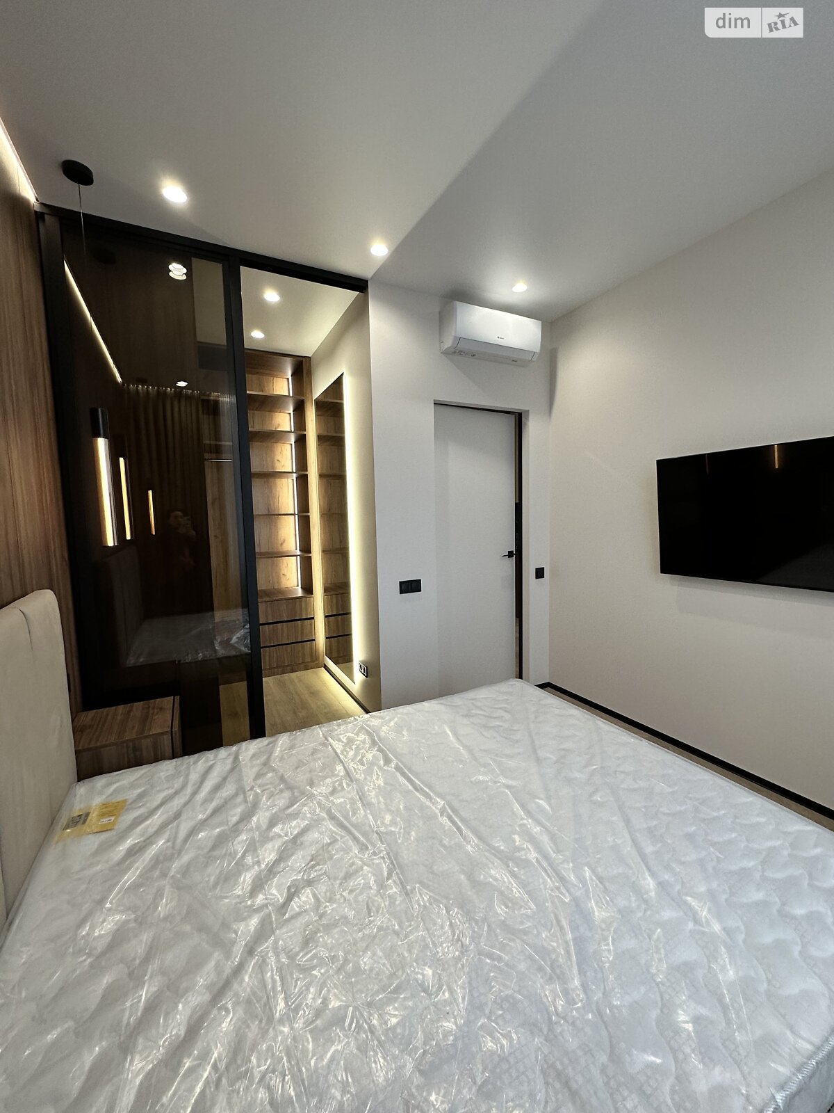 Продаж однокімнатної квартири в Одесі, на вул. Краснова, район Приморський фото 1