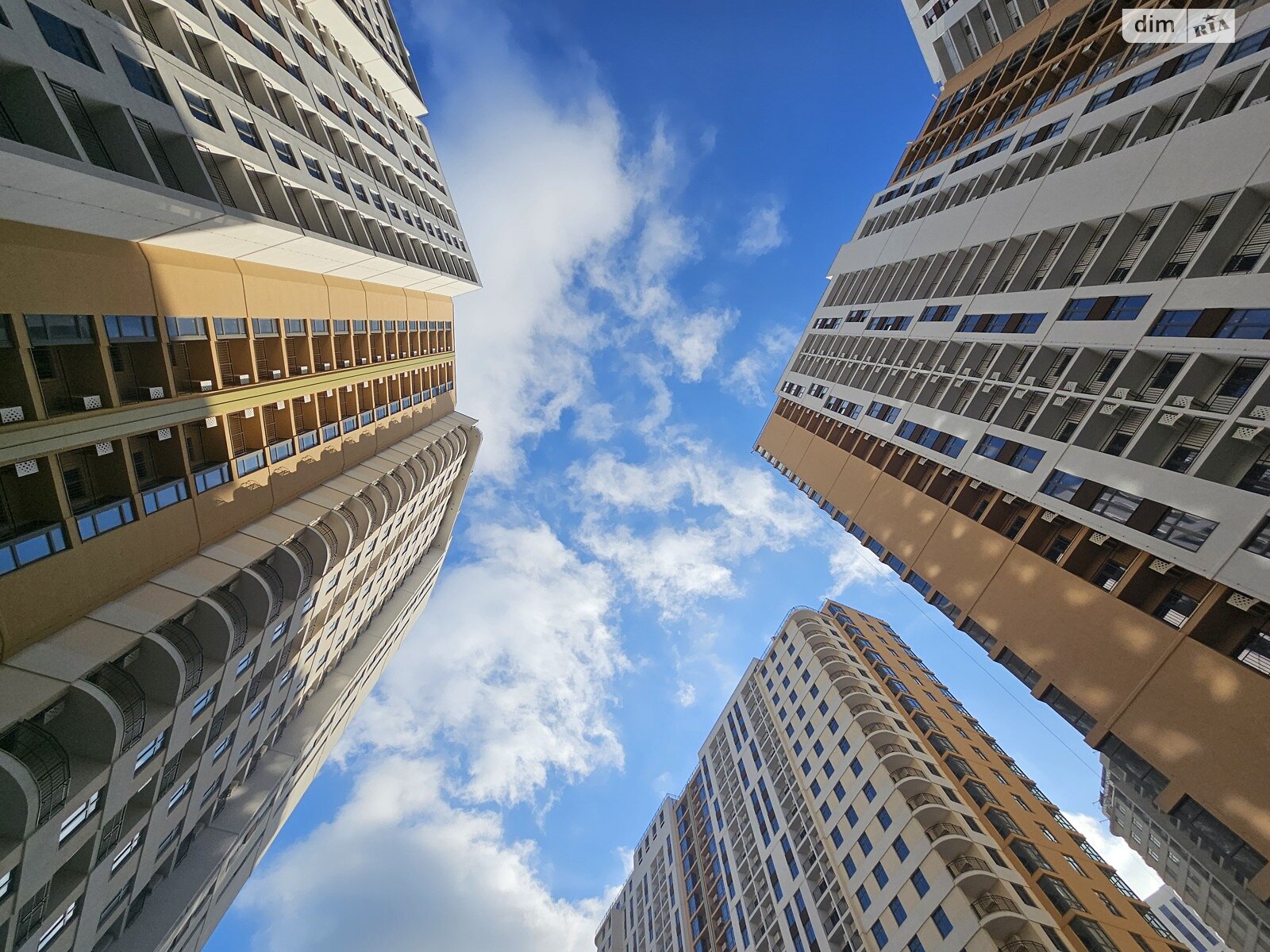 Продажа однокомнатной квартиры в Одессе, на ул. Краснова 3 корпус 66, район Ближние Мельницы фото 1