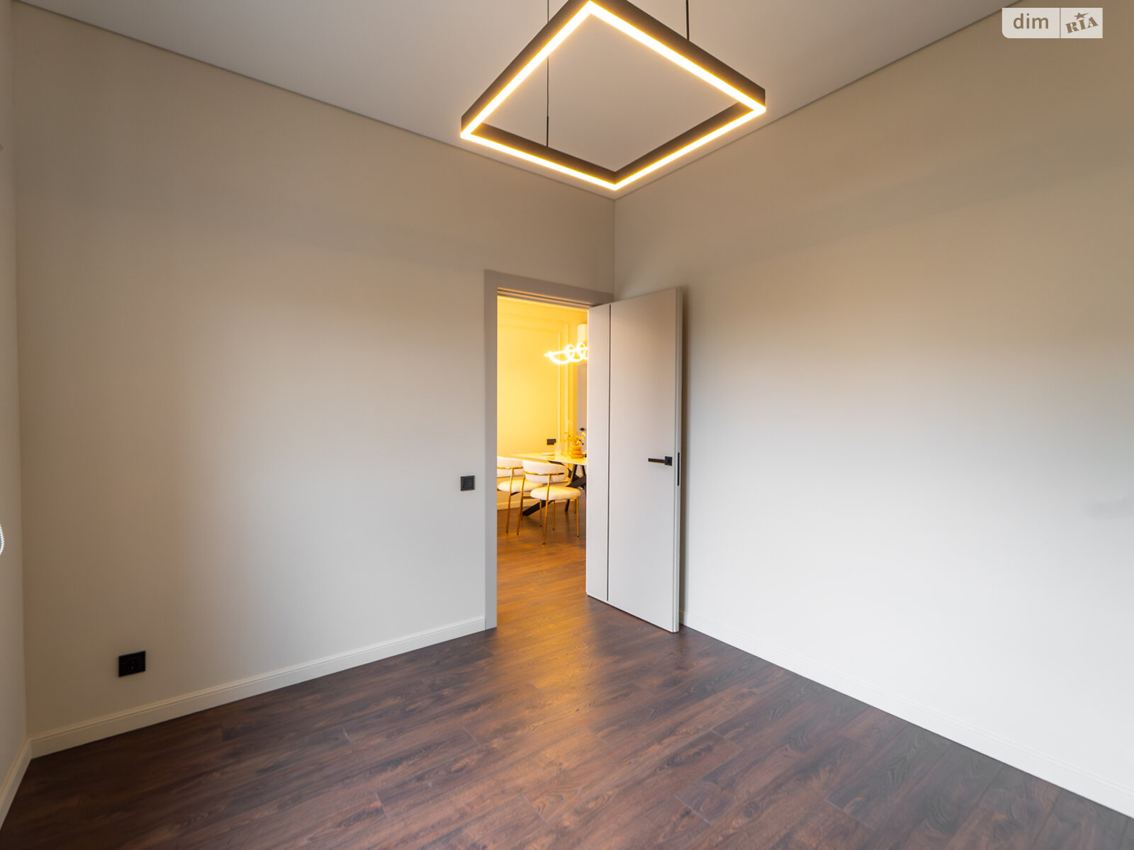 Продажа двухкомнатной квартиры в Одессе, на ул. Краснова 1В, район Приморский фото 1 Продажа двухкомнатной квартиры в Одессе, на ул. Краснова 1В, район Приморский фото 1