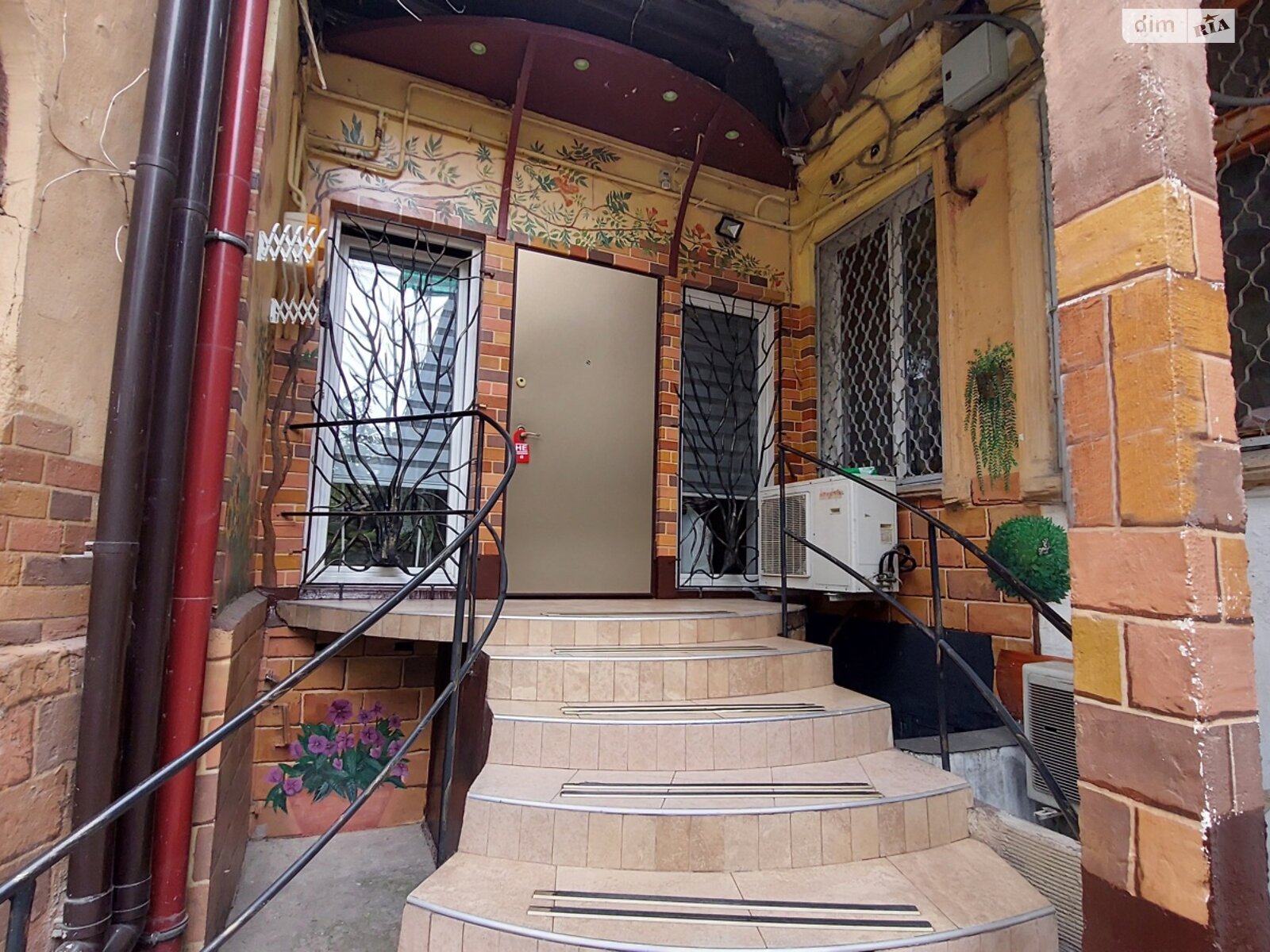 Продаж двокімнатної квартири в Одесі, на пров. Красний, район Приморський фото 1 Продаж двокімнатної квартири в Одесі, на пров. Красний, район Приморський фото 1