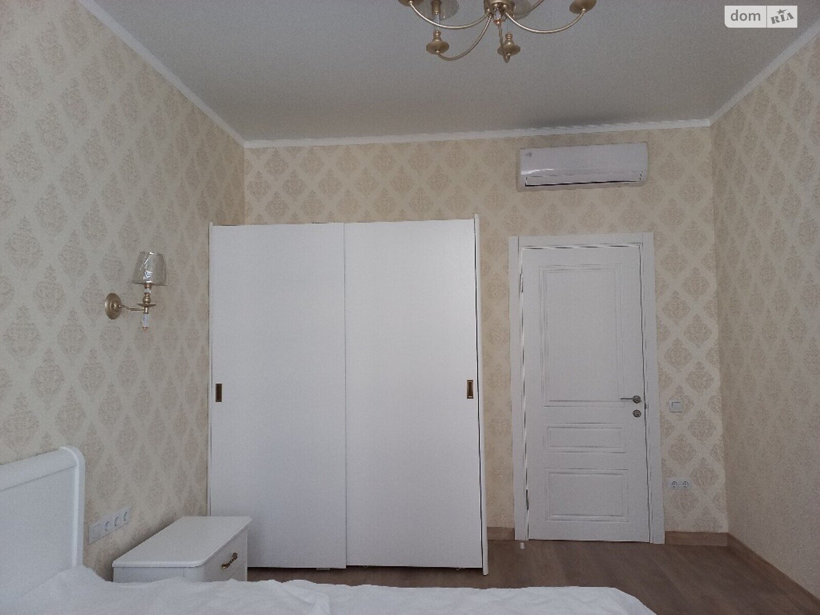Продажа двухкомнатной квартиры в Одессе, на пер. Курортный 1, район Приморский фото 1