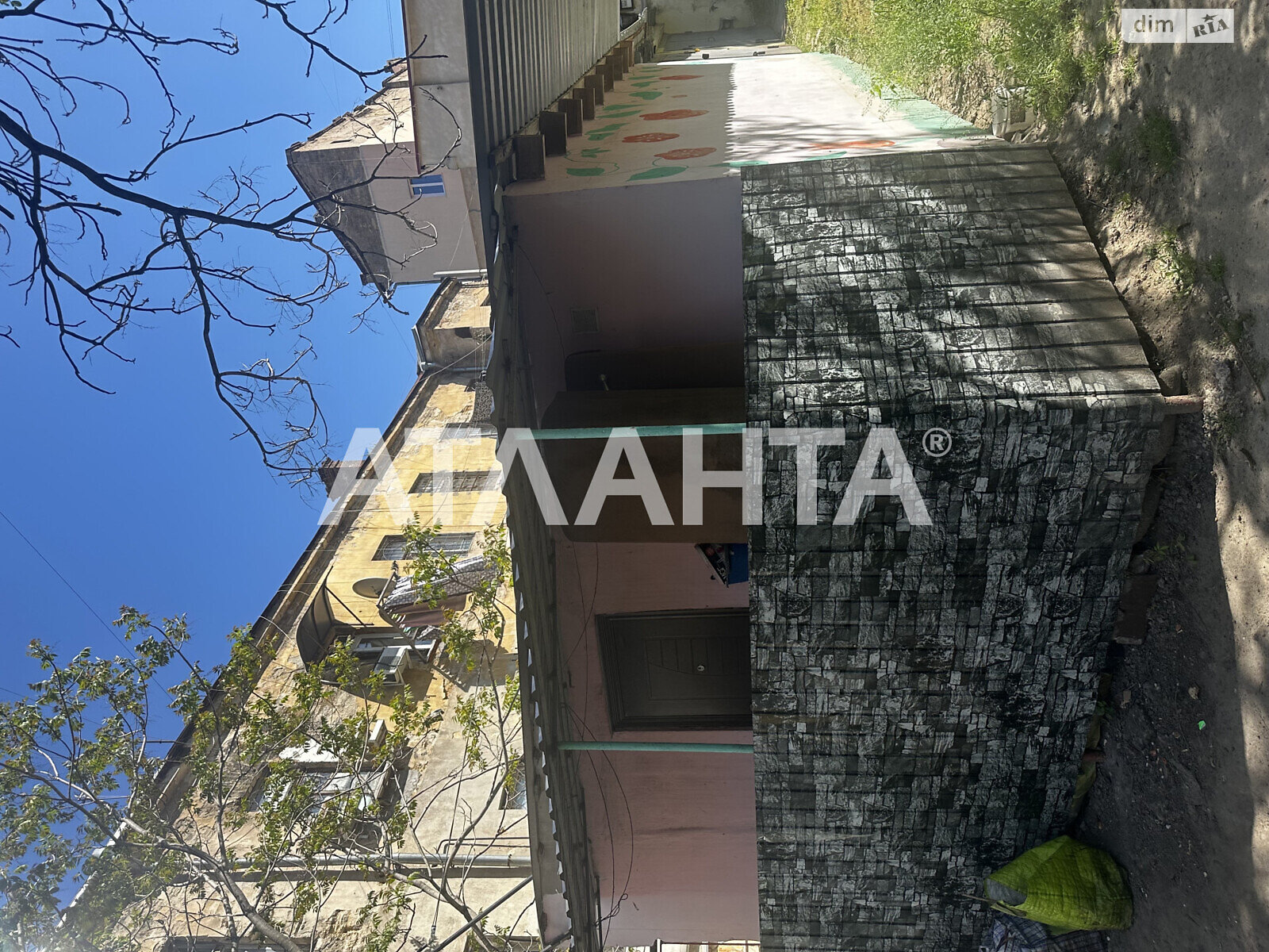Продаж однокімнатної квартири в Одесі, на вул. Ланжеронівська, район Приморський фото 1 Продаж однокімнатної квартири в Одесі, на вул. Ланжеронівська, район Приморський фото 1
