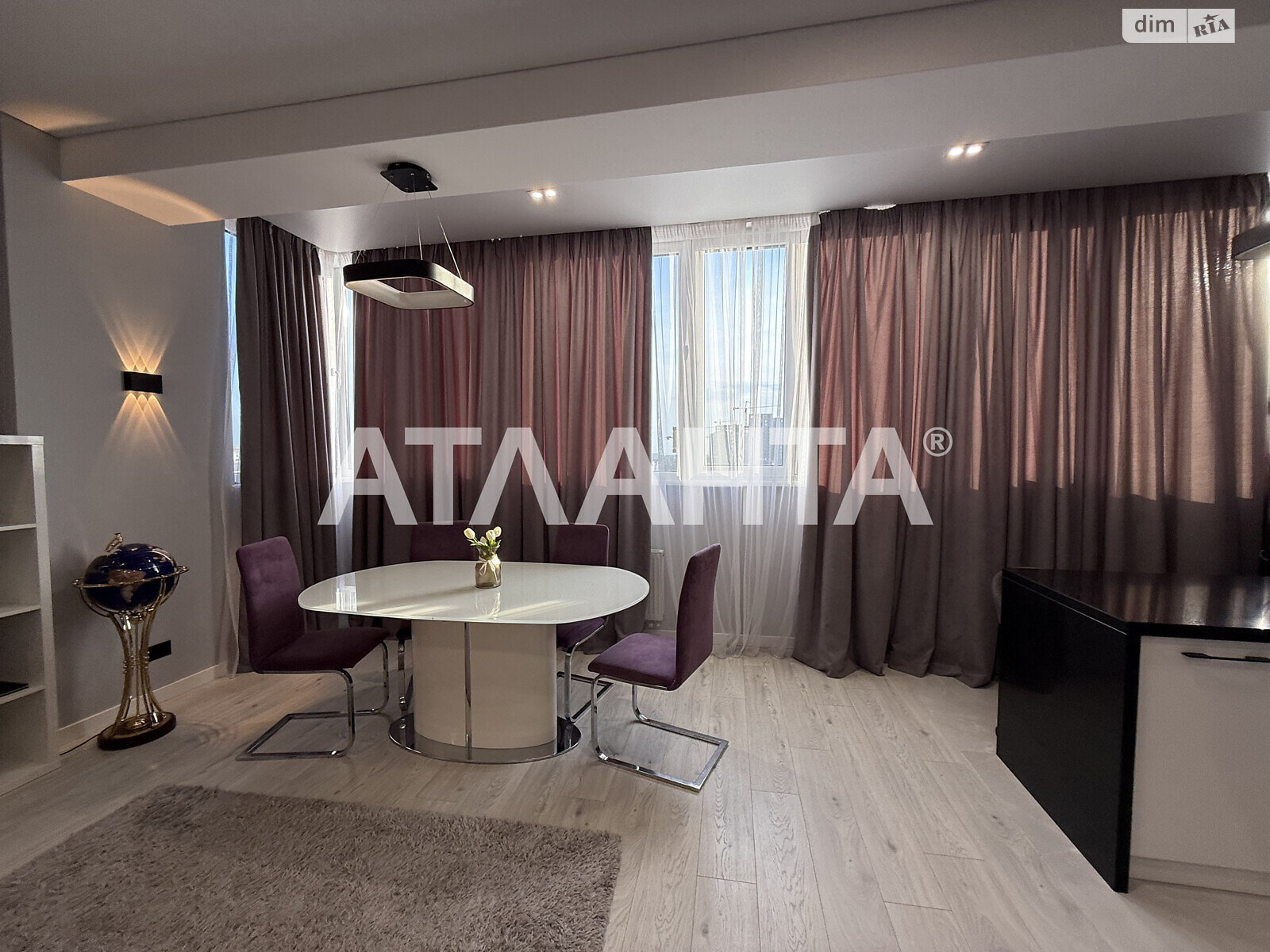 Продажа трехкомнатной квартиры в Одессе, на ул. Армейская 8Б, район Приморский фото 1 Продажа трехкомнатной квартиры в Одессе, на ул. Армейская 8Б, район Приморский фото 1