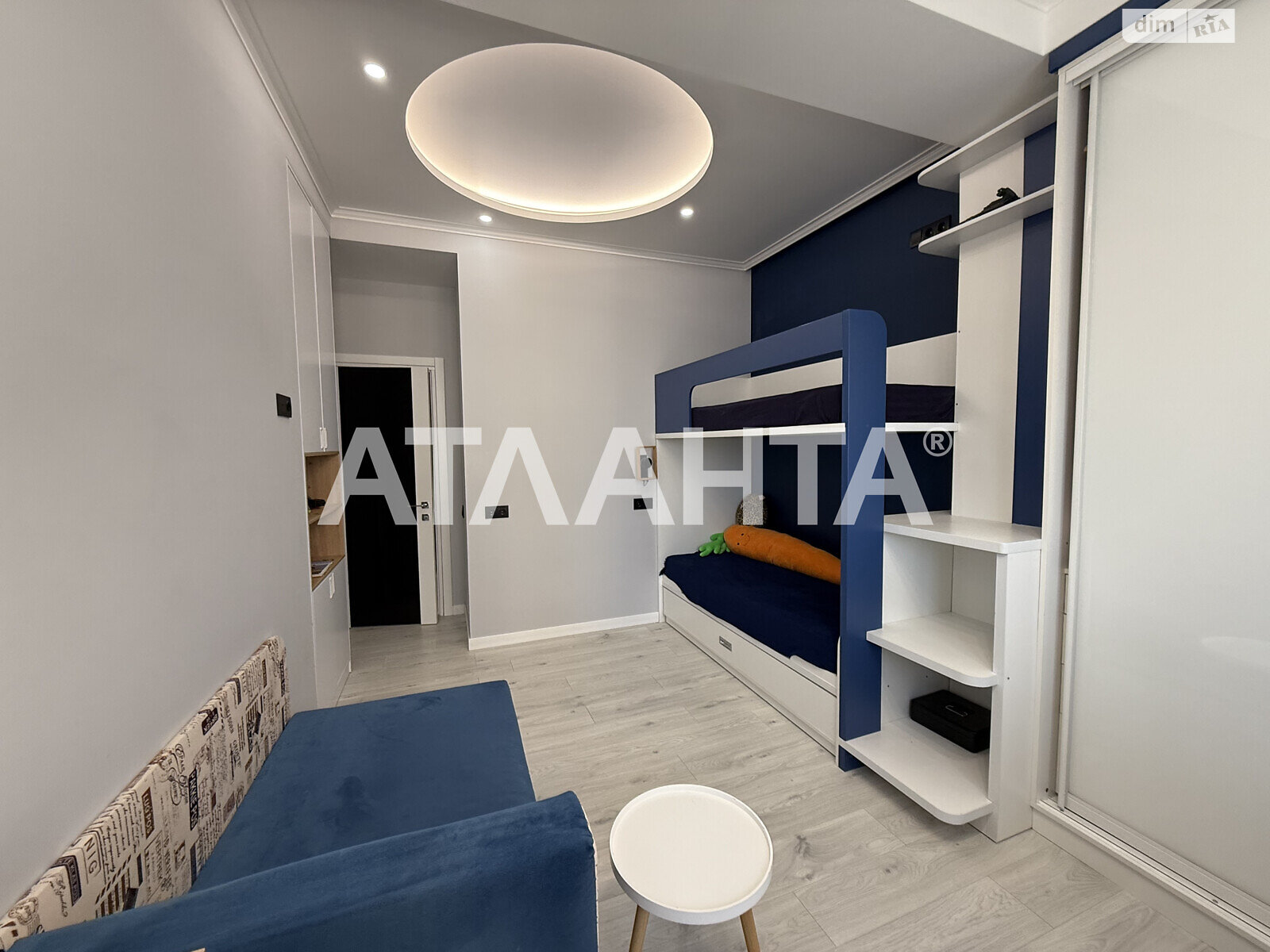 Продажа трехкомнатной квартиры в Одессе, на ул. Армейская 8Б, район Приморский фото 1 Продажа трехкомнатной квартиры в Одессе, на ул. Армейская 8Б, район Приморский фото 1