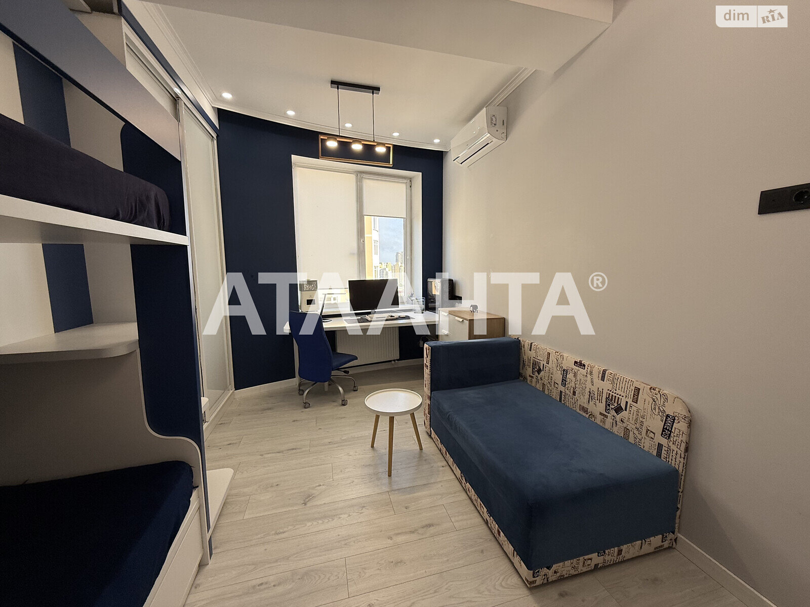Продажа трехкомнатной квартиры в Одессе, на ул. Армейская 8Б, район Приморский фото 1 Продажа трехкомнатной квартиры в Одессе, на ул. Армейская 8Б, район Приморский фото 1