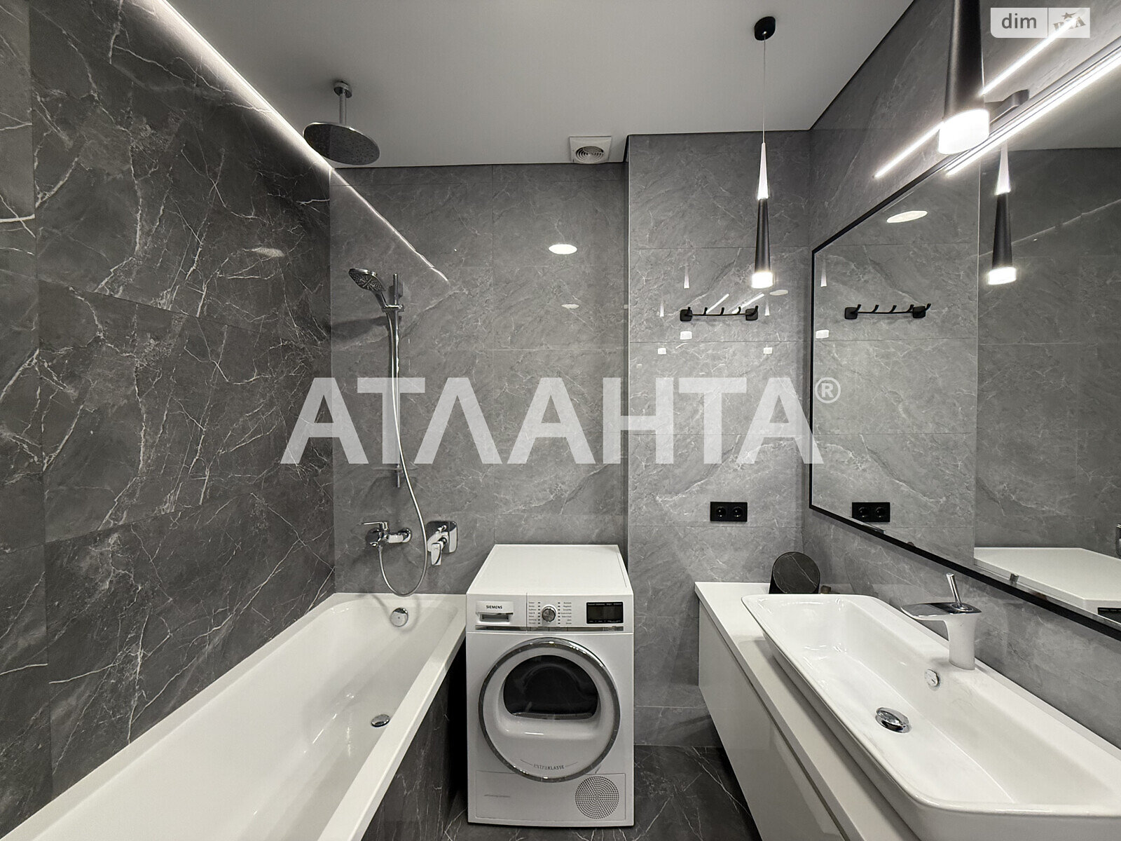 Продажа трехкомнатной квартиры в Одессе, на ул. Армейская 8Б, район Приморский фото 1 Продажа трехкомнатной квартиры в Одессе, на ул. Армейская 8Б, район Приморский фото 1