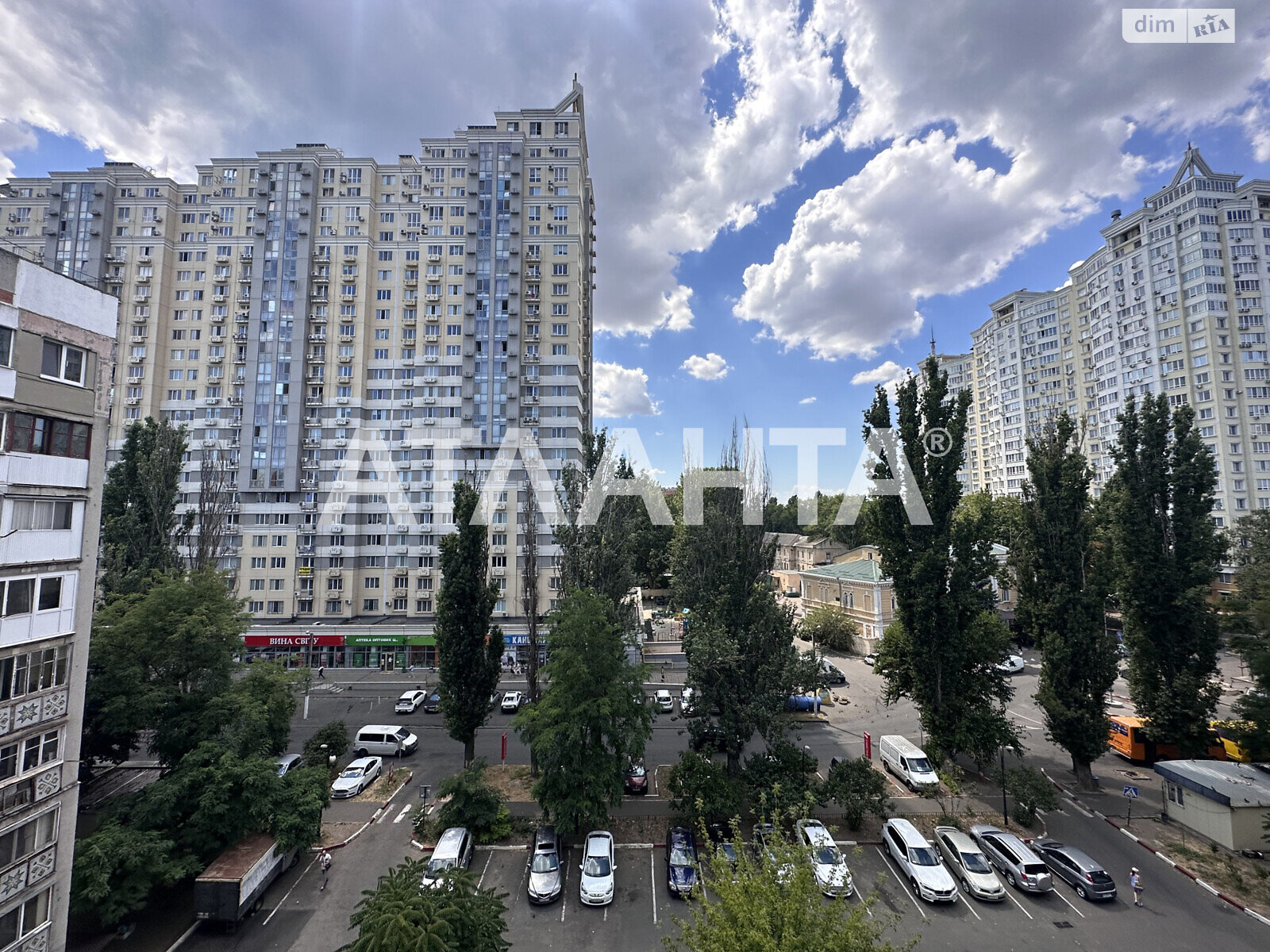 Продажа трехкомнатной квартиры в Одессе, на ул. Армейская, район Приморский фото 1 Продажа трехкомнатной квартиры в Одессе, на ул. Армейская, район Приморский фото 1