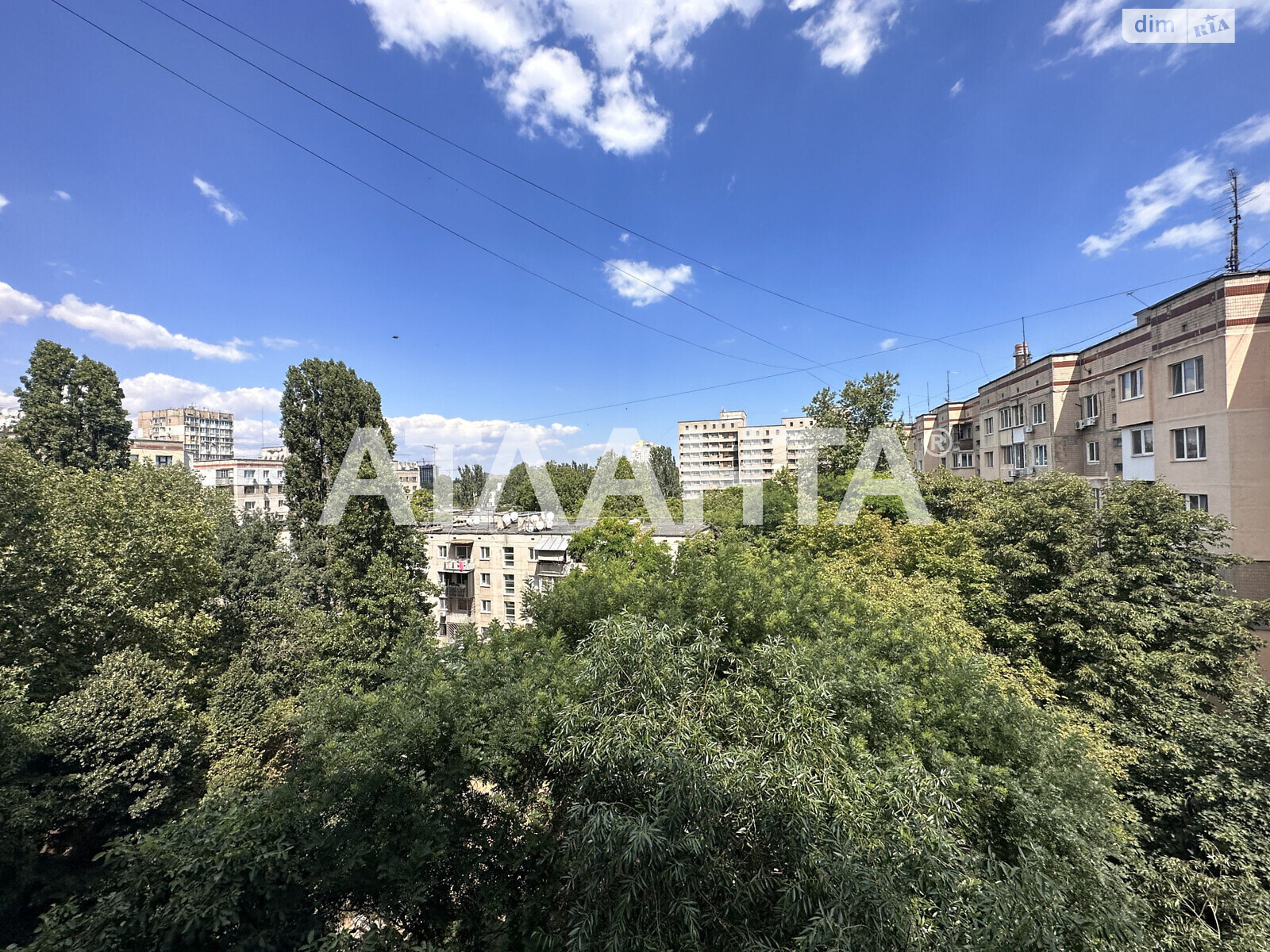 Продажа трехкомнатной квартиры в Одессе, на ул. Армейская, район Приморский фото 1 Продажа трехкомнатной квартиры в Одессе, на ул. Армейская, район Приморский фото 1