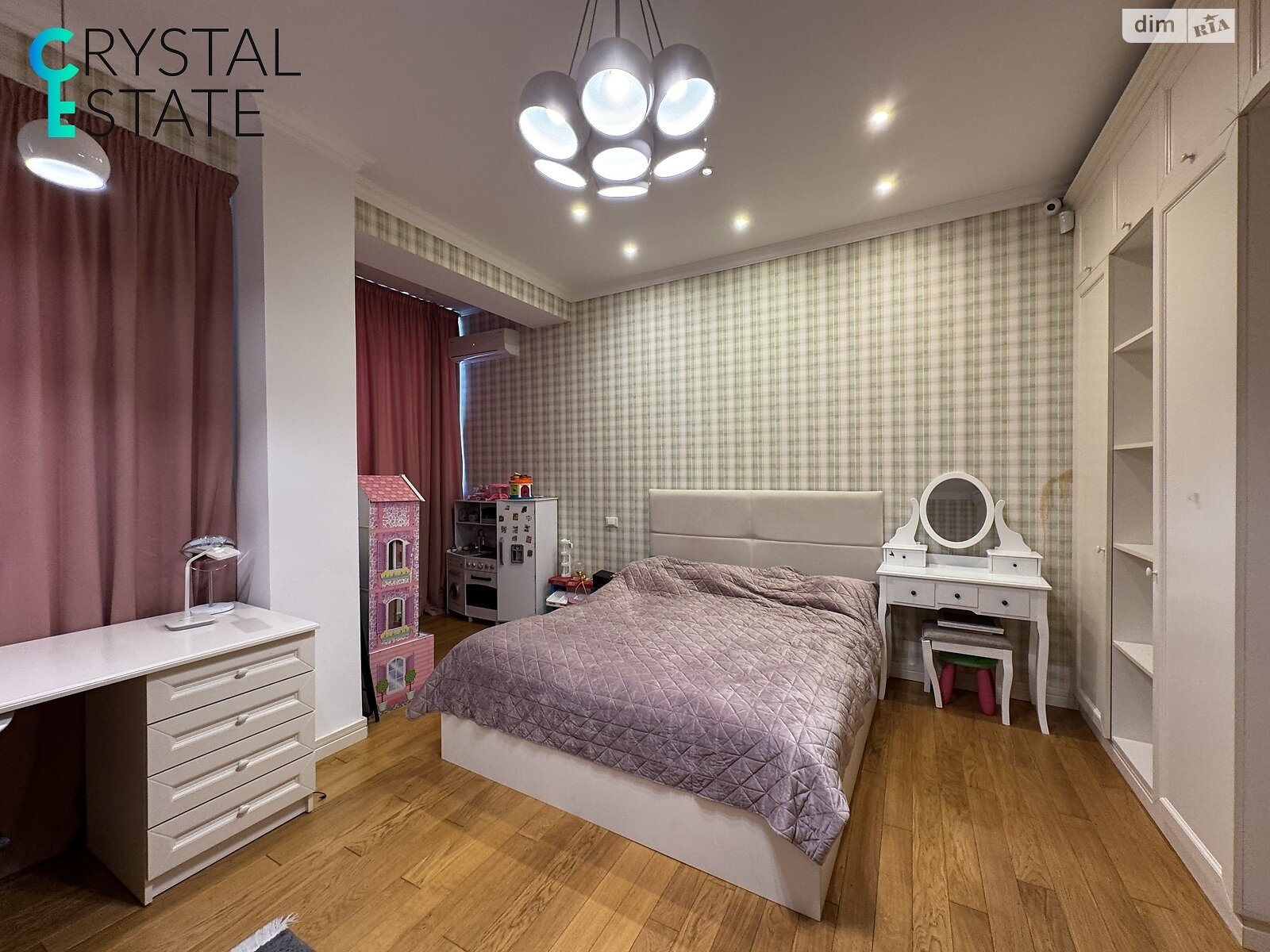 Продаж чотирикімнатної квартири в Одесі, на вул. Армійська 8Б, район Приморський фото 1