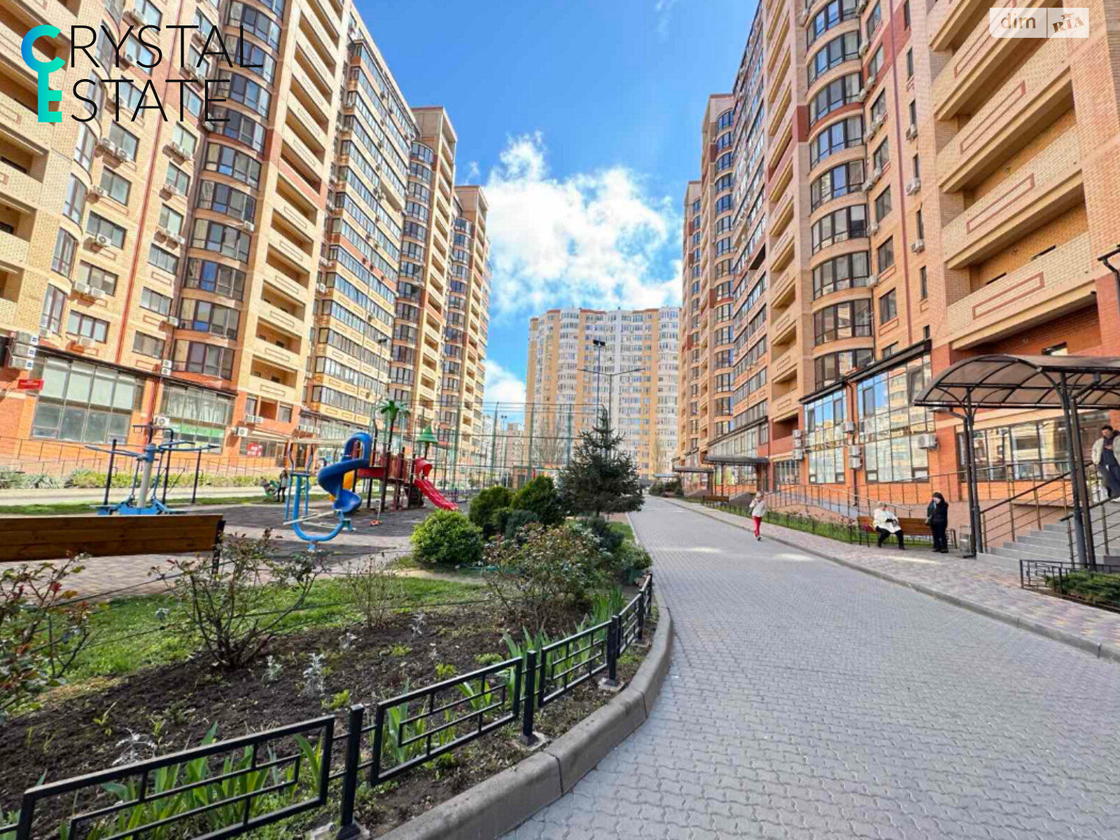 Продаж чотирикімнатної квартири в Одесі, на вул. Армійська 8Б, район Приморський фото 1