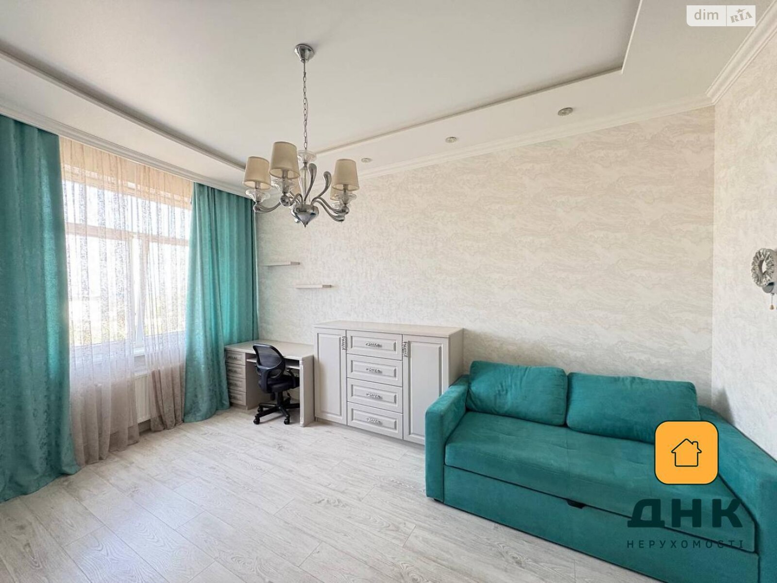 Продаж трикімнатної квартири в Одесі, на вул. Леонтовича 16, район Приморський фото 1 Продаж трикімнатної квартири в Одесі, на вул. Леонтовича 16, район Приморський фото 1