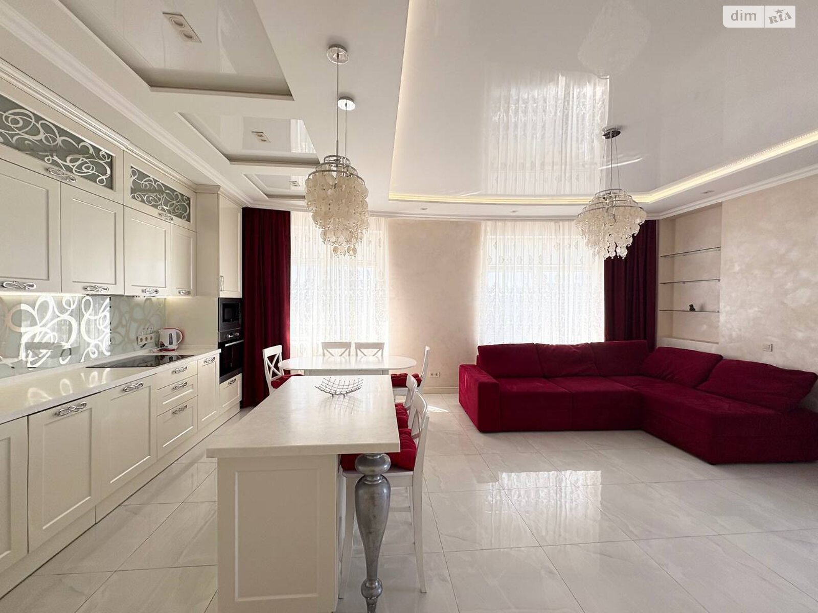 Продажа трехкомнатной квартиры в Одессе, на ул. Леонтовича 16, район Приморский фото 1 Продажа трехкомнатной квартиры в Одессе, на ул. Леонтовича 16, район Приморский фото 1