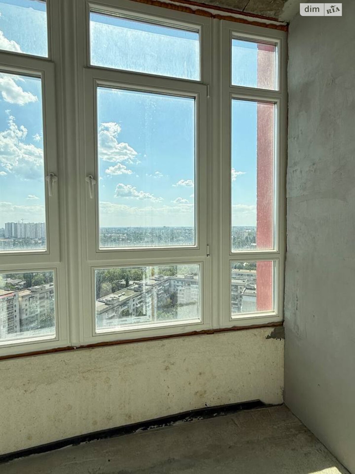 Продажа трехкомнатной квартиры в Одессе, на просп. Леси Украинки, район Приморский фото 1 Продажа трехкомнатной квартиры в Одессе, на просп. Леси Украинки, район Приморский фото 1