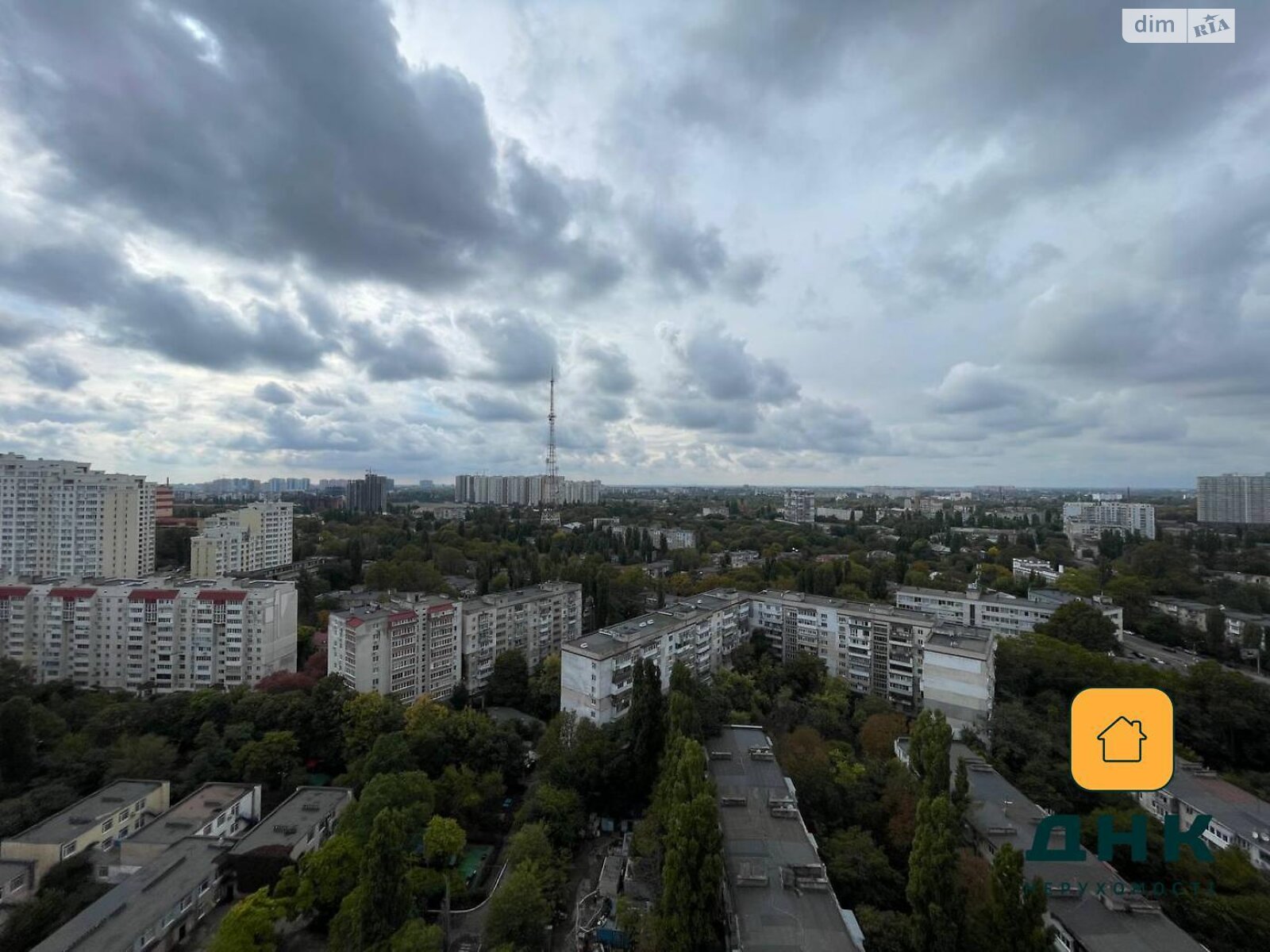 Продаж двокімнатної квартири в Одесі, на просп. Лесі Українки 19 корпус 4, район Приморський фото 1