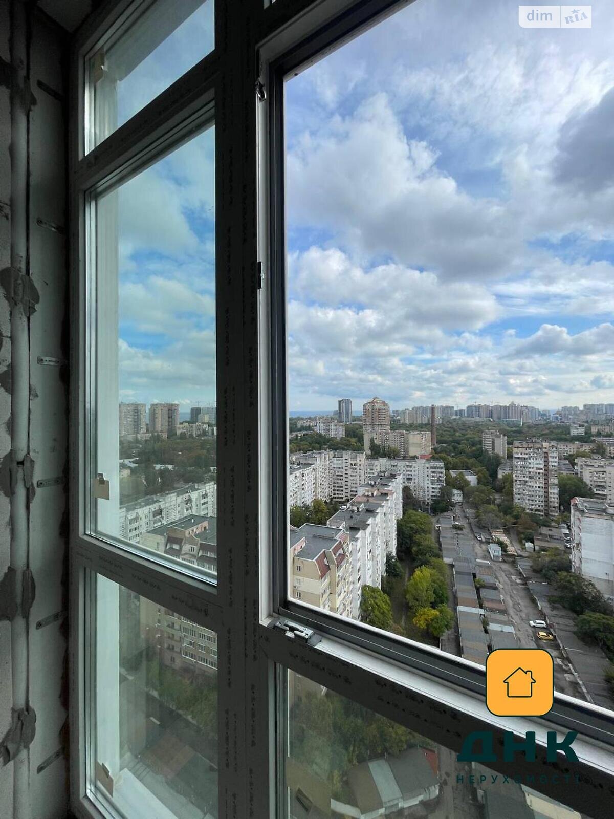 Продаж двокімнатної квартири в Одесі, на просп. Лесі Українки 19 корпус 4, район Приморський фото 1