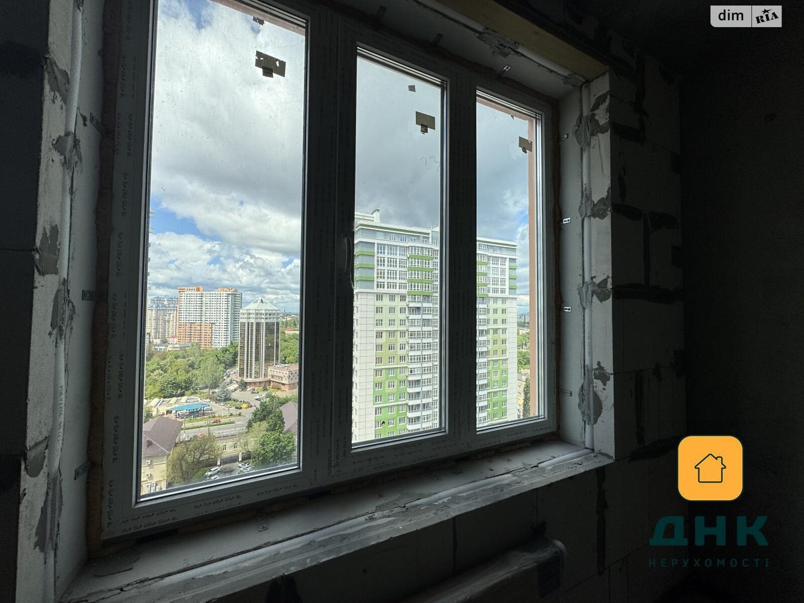 Продаж двокімнатної квартири в Одесі, на просп. Лесі Українки 19 корпус 4, район Приморський фото 1