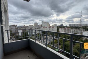 Продаж однокімнатної квартири в Одесі, на просп. Лесі Українки 19 корпус 4, район Приморський фото 2