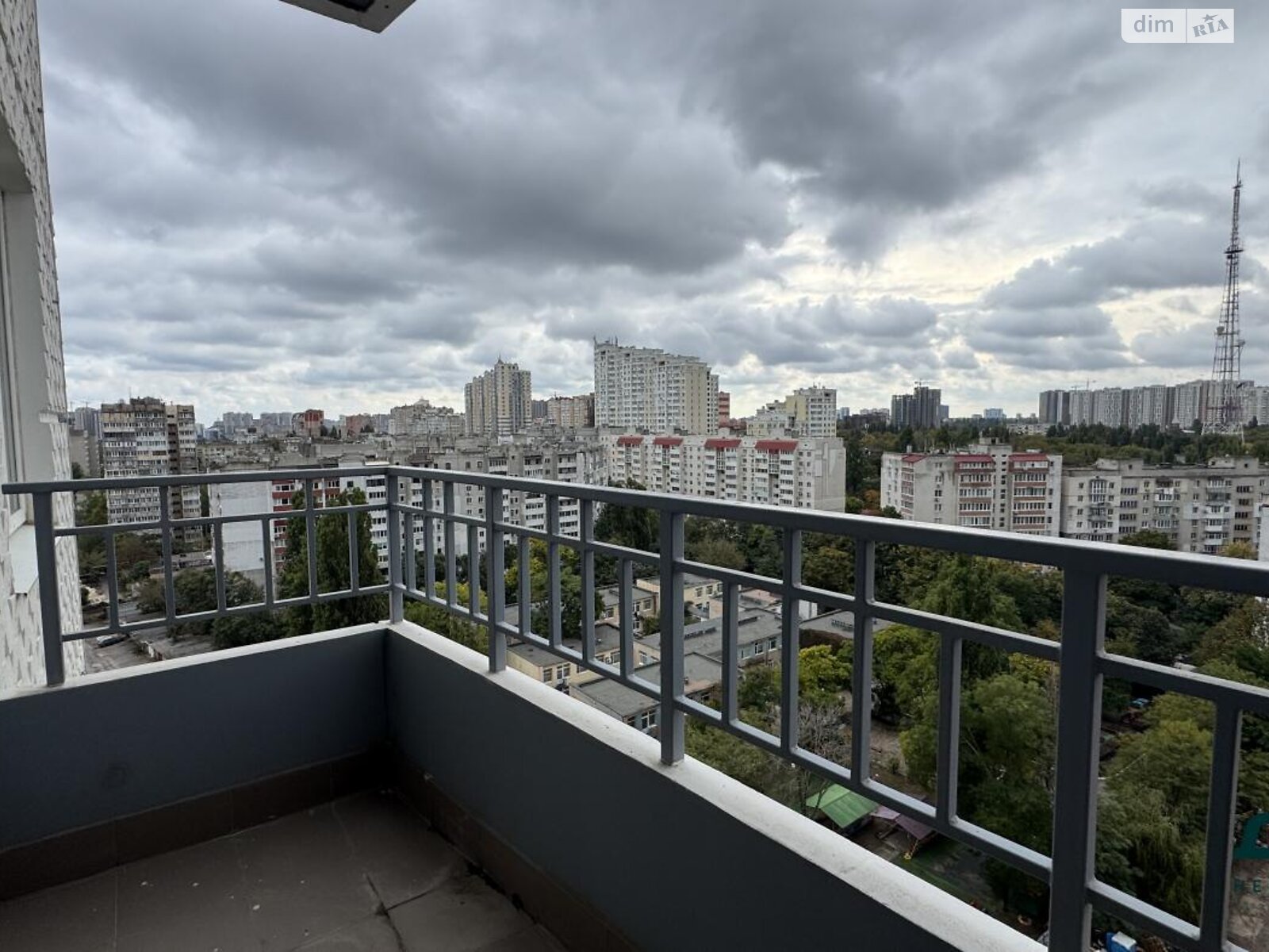 Продаж однокімнатної квартири в Одесі, на просп. Лесі Українки 19 корпус 4, район Приморський фото 1