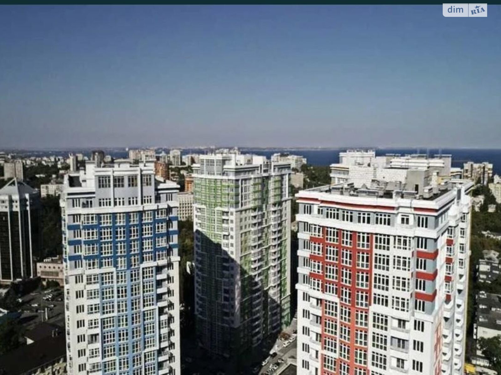 Продаж трикімнатної квартири в Одесі, на вул. Лесі Українки, район Приморський фото 1 Продаж трикімнатної квартири в Одесі, на вул. Лесі Українки, район Приморський фото 1