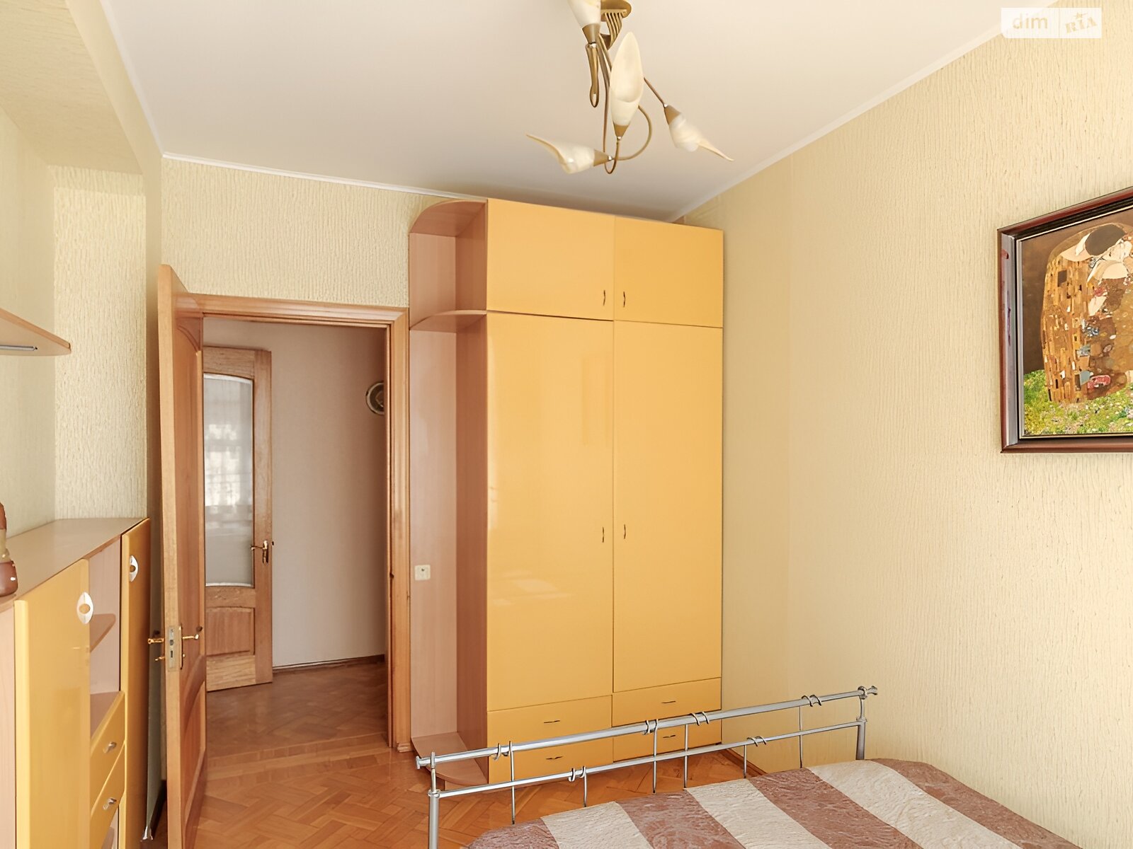 Продажа четырехкомнатной квартиры в Одессе, на ул. Лейтенанта Шмидта 19, район Приморский фото 1 Продажа четырехкомнатной квартиры в Одессе, на ул. Лейтенанта Шмидта 19, район Приморский фото 1