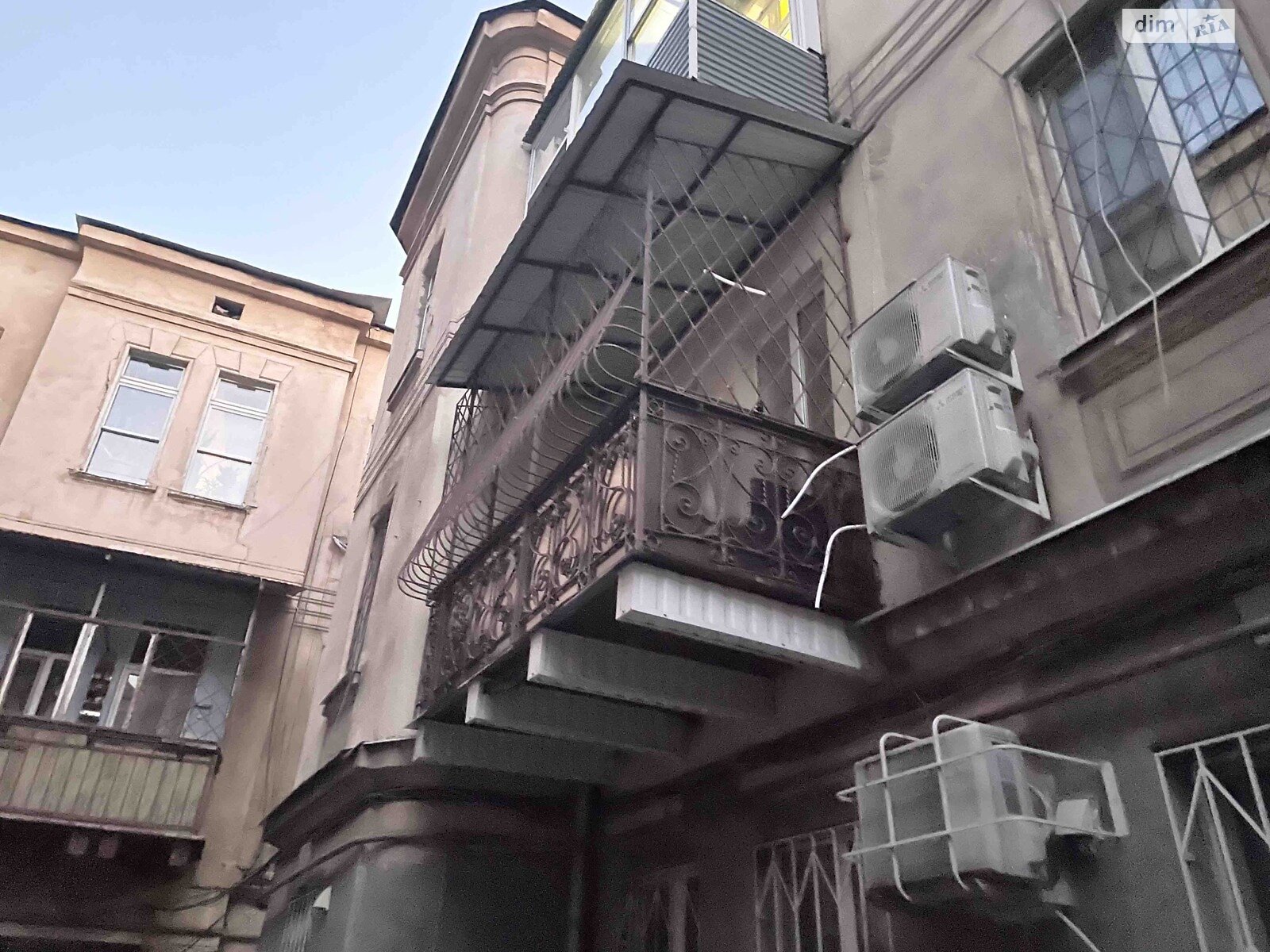 Продажа двухкомнатной квартиры в Одессе, на ул. Лейтенанта Шмидта, район Приморский фото 1 Продажа двухкомнатной квартиры в Одессе, на ул. Лейтенанта Шмидта, район Приморский фото 1