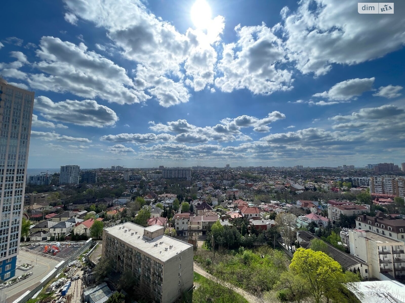 Продаж однокімнатної квартири в Одесі, на вул. Літературна, район Приморський фото 1 Продаж однокімнатної квартири в Одесі, на вул. Літературна, район Приморський фото 1