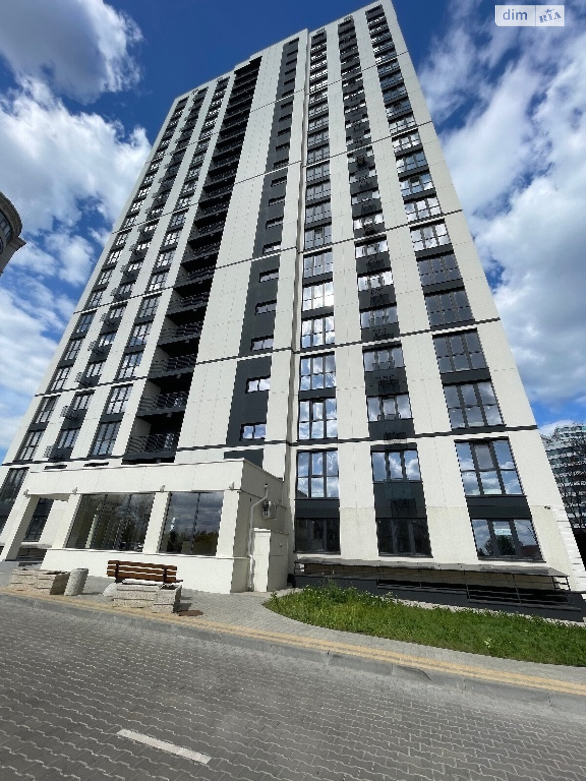 Продаж однокімнатної квартири в Одесі, на вул. Літературна, район Приморський фото 1 Продаж однокімнатної квартири в Одесі, на вул. Літературна, район Приморський фото 1