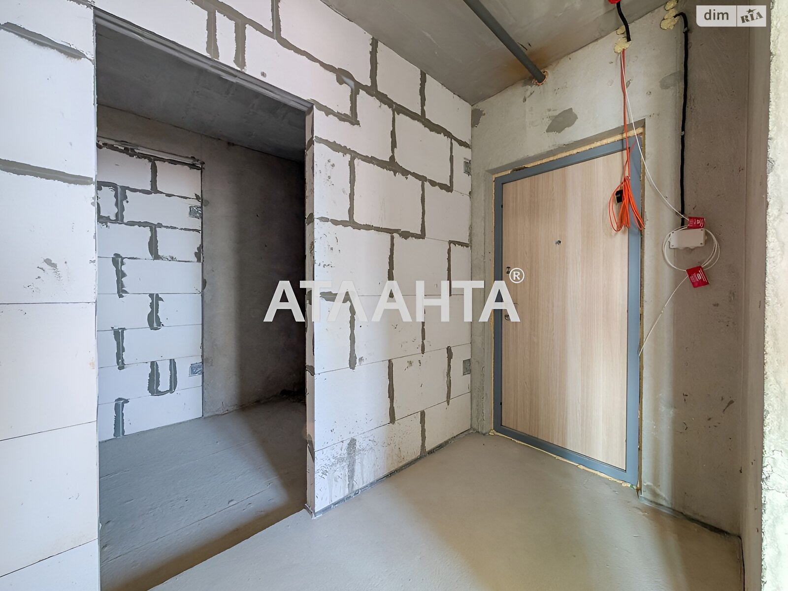 Продажа однокомнатной квартиры в Одессе, на ул. Литературная, район Приморский фото 1 Продажа однокомнатной квартиры в Одессе, на ул. Литературная, район Приморский фото 1