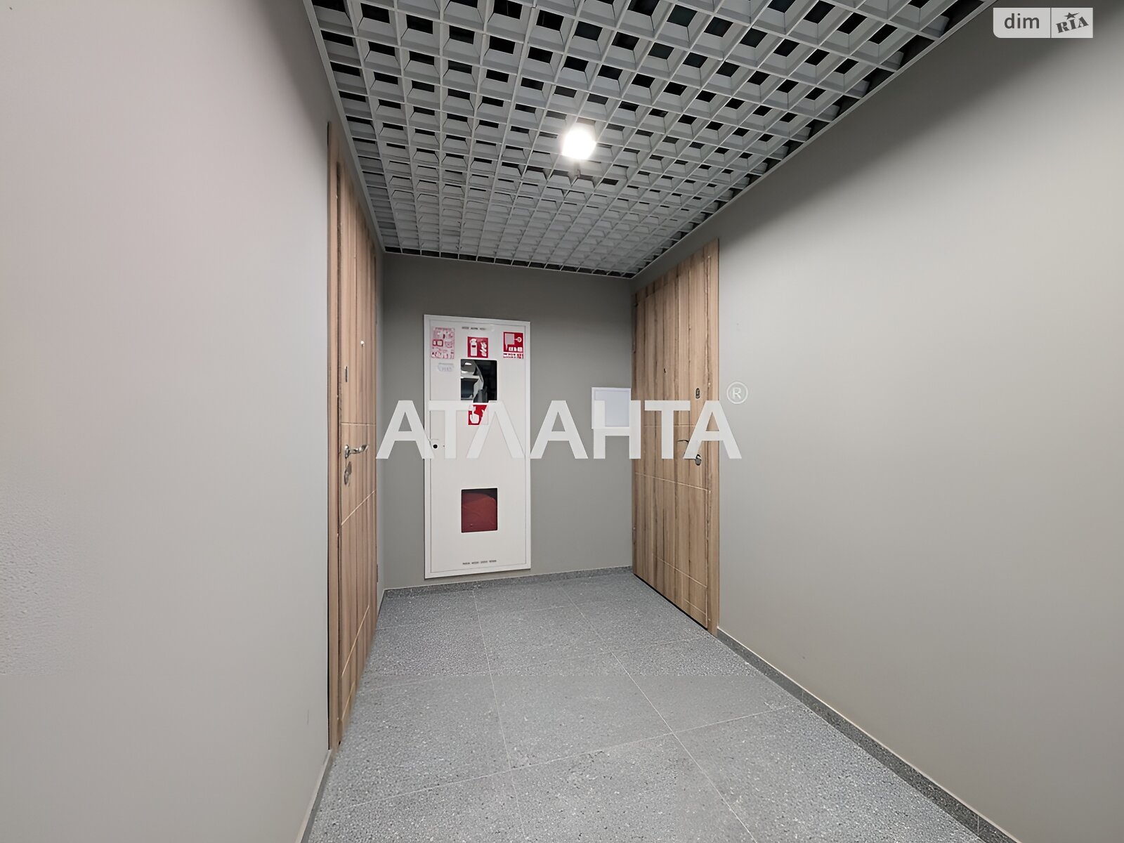 Продажа однокомнатной квартиры в Одессе, на ул. Литературная, район Приморский фото 1 Продажа однокомнатной квартиры в Одессе, на ул. Литературная, район Приморский фото 1