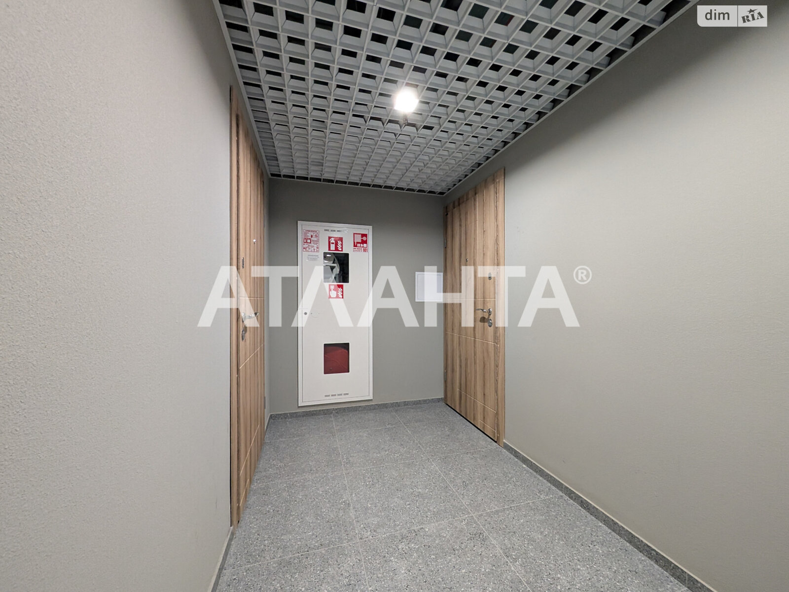 Продажа однокомнатной квартиры в Одессе, на ул. Литературная, район Приморский фото 1 Продажа однокомнатной квартиры в Одессе, на ул. Литературная, район Приморский фото 1